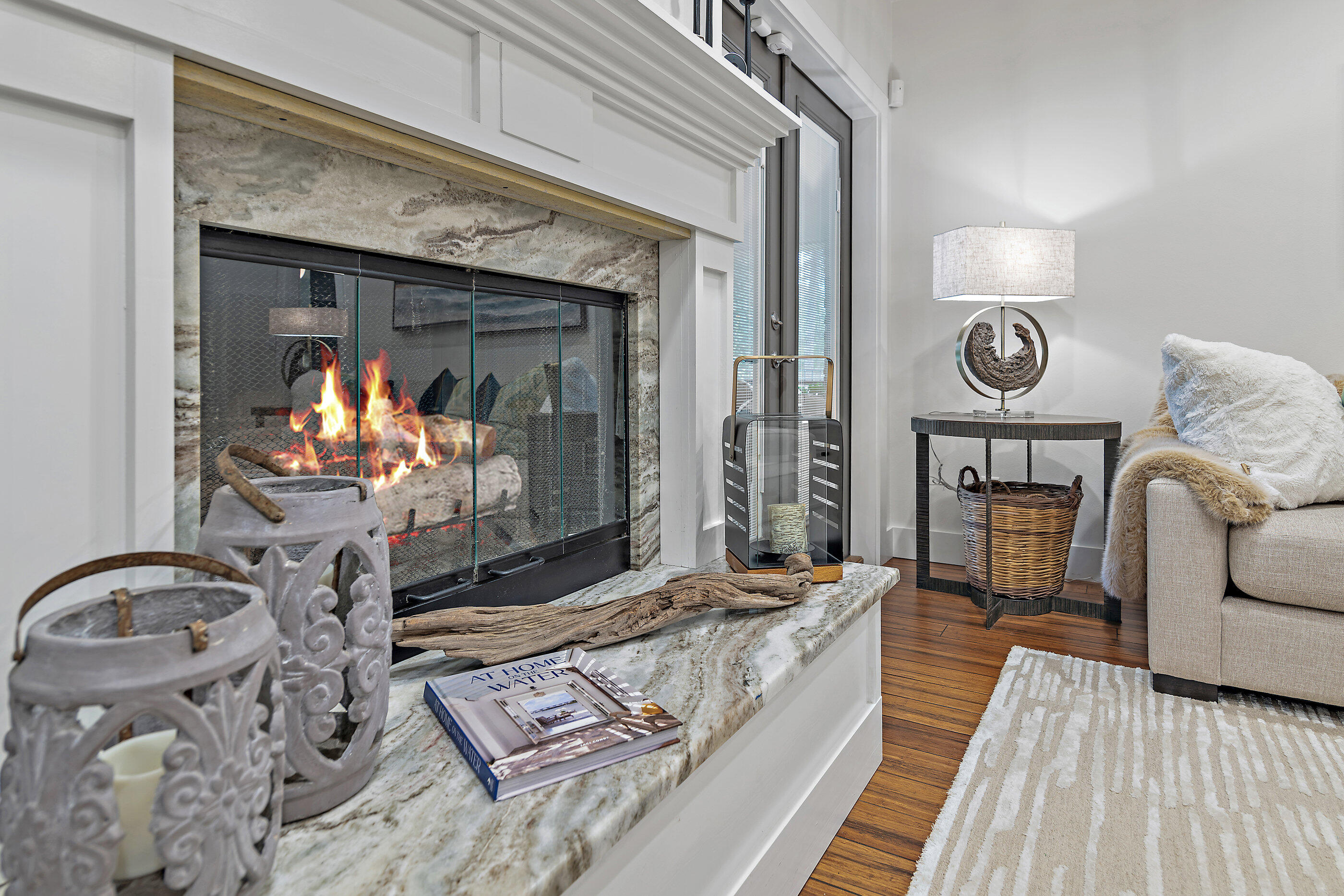 BAY GROVE - Residential