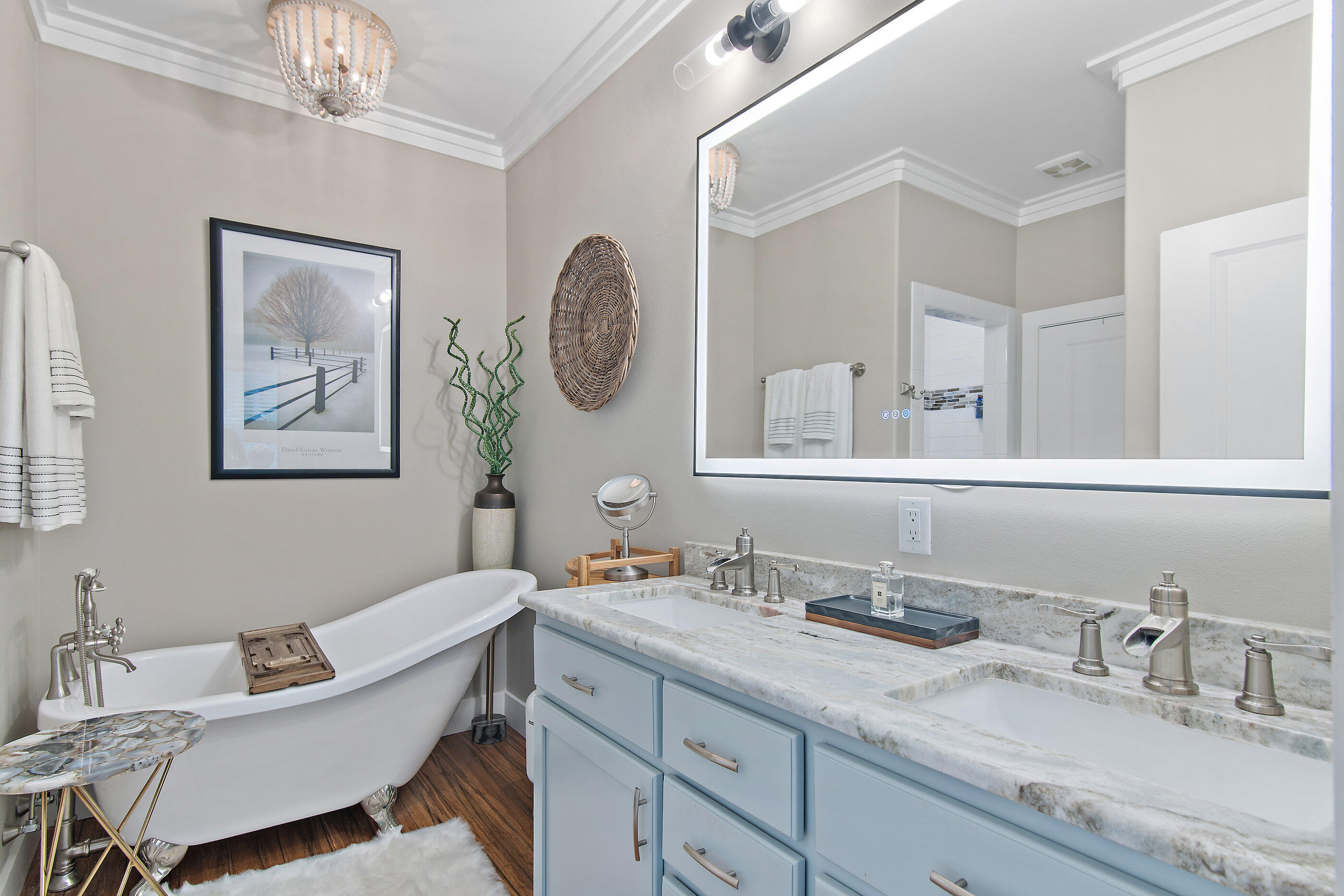 BAY GROVE - Residential