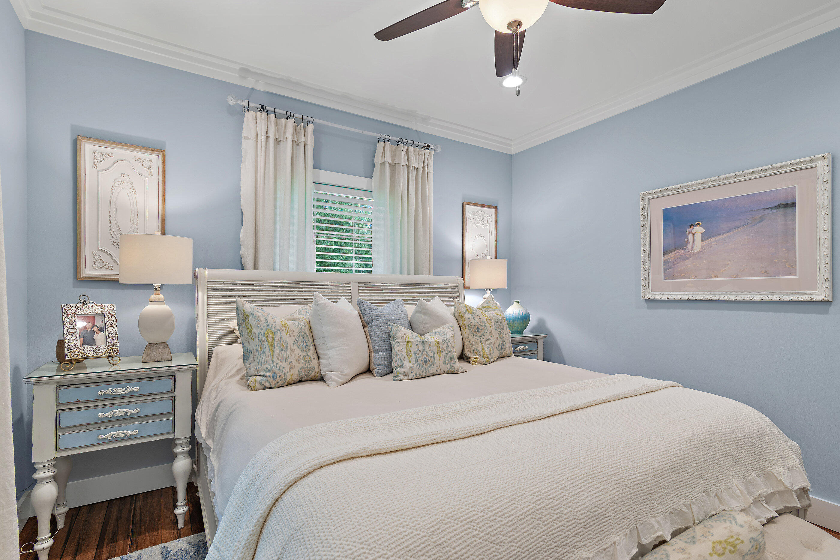BAY GROVE - Residential