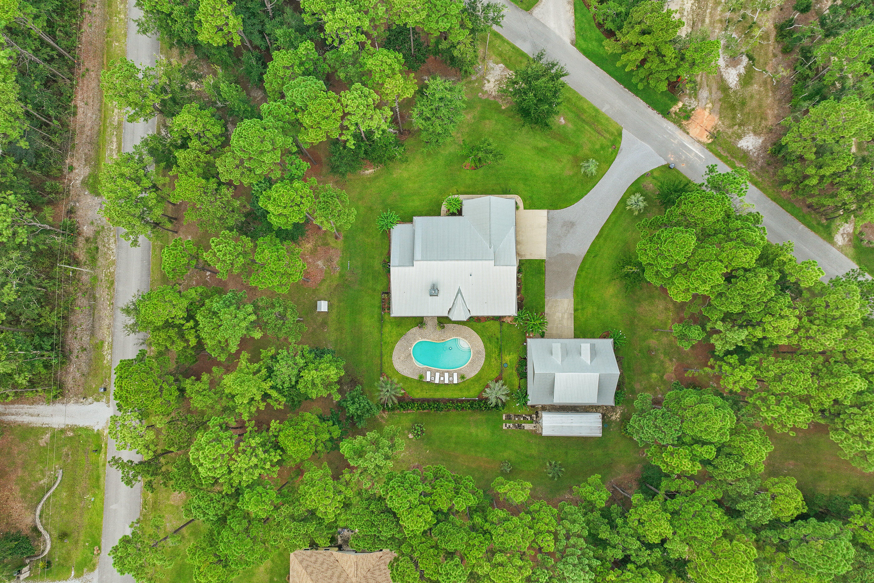BAY GROVE - Residential
