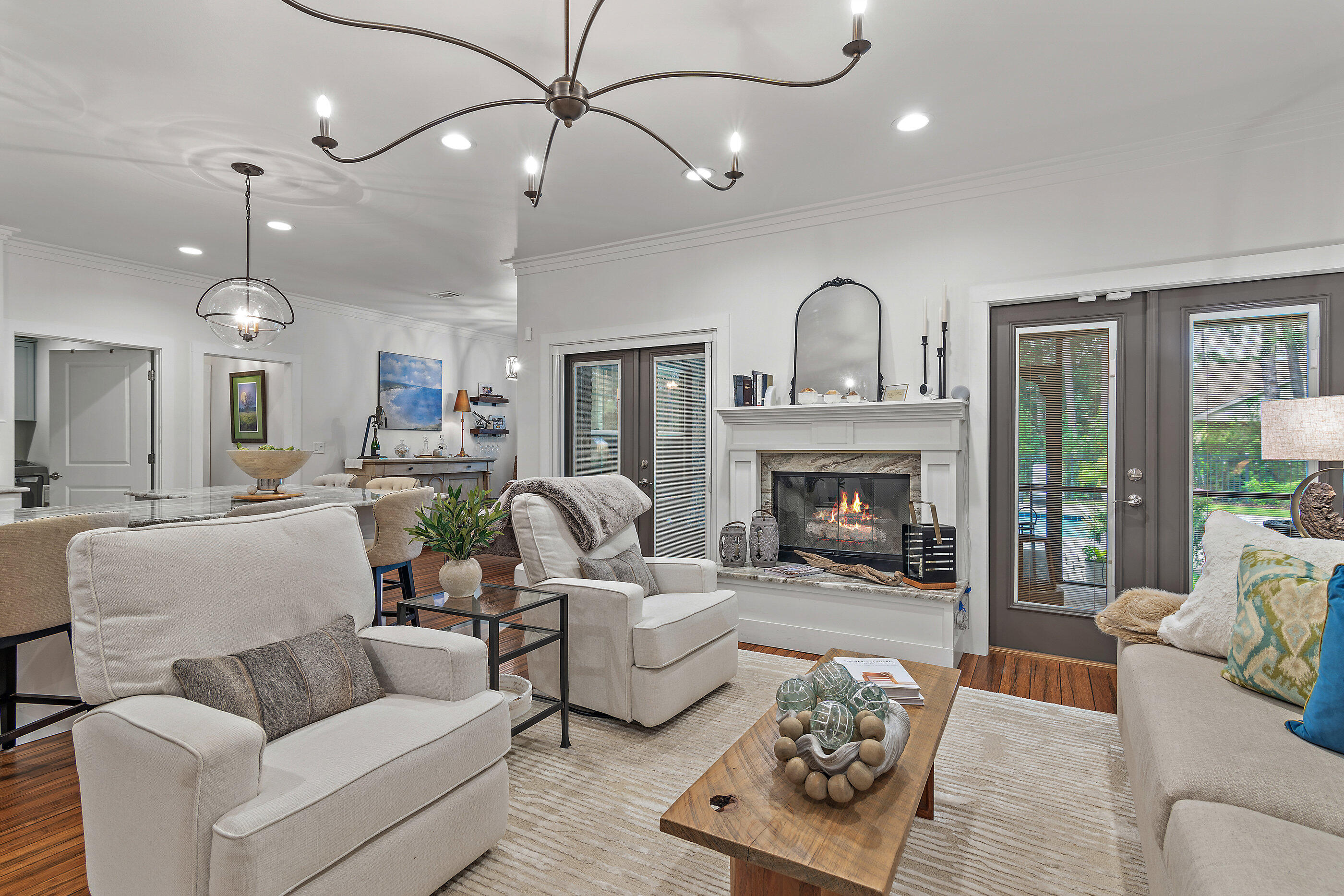BAY GROVE - Residential