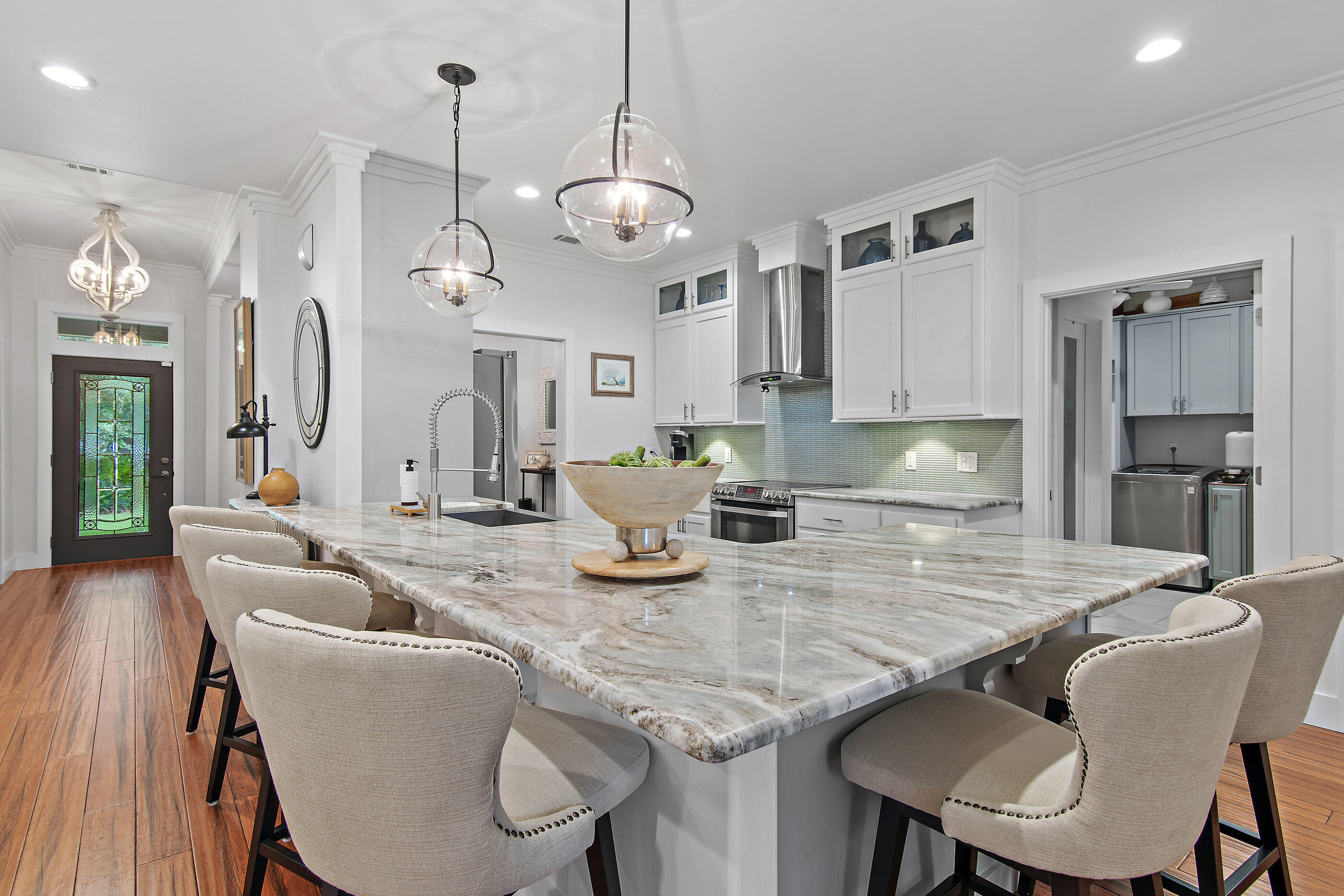 BAY GROVE - Residential