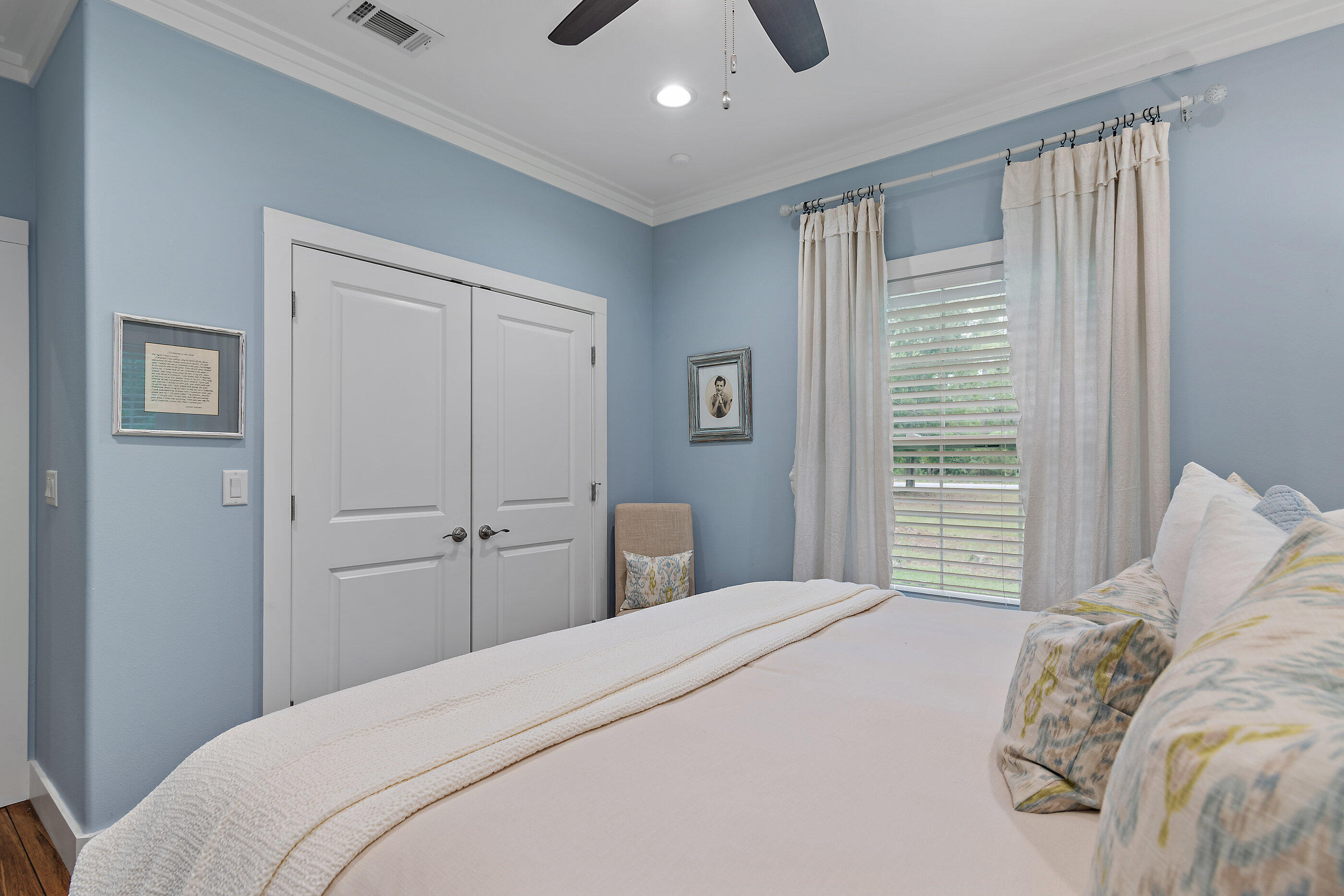 BAY GROVE - Residential