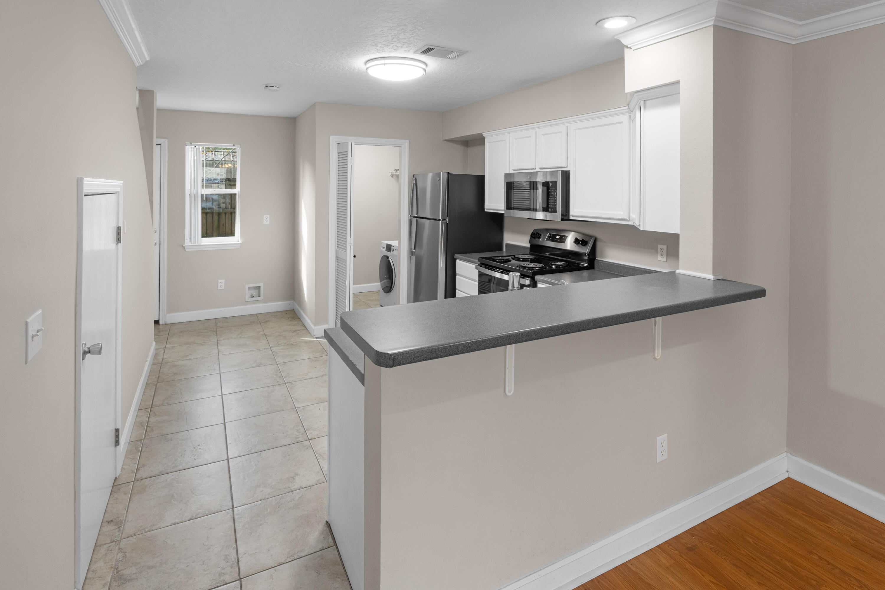 SHAY LIN T/H - Residential Lease