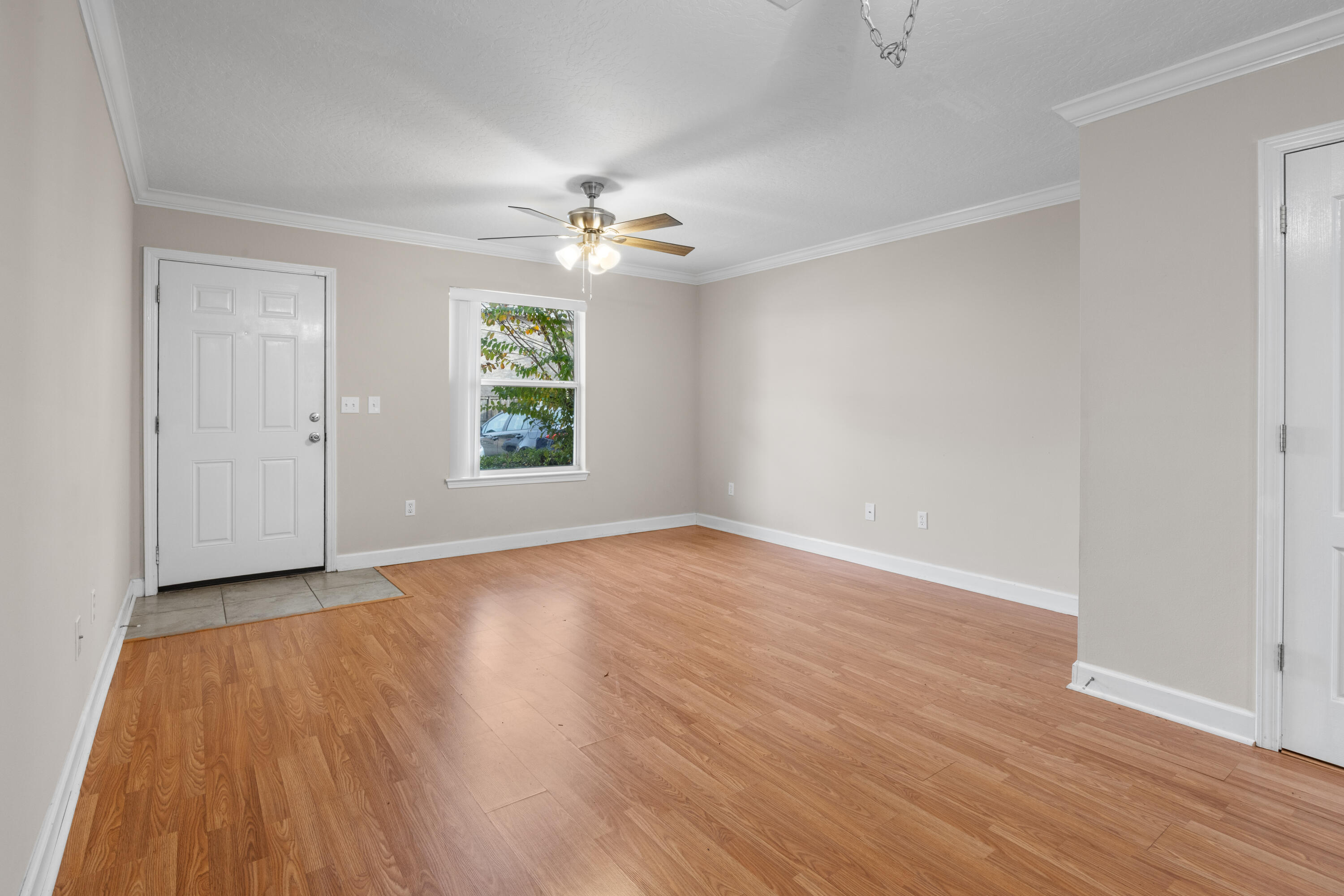 SHAY LIN T/H - Residential Lease