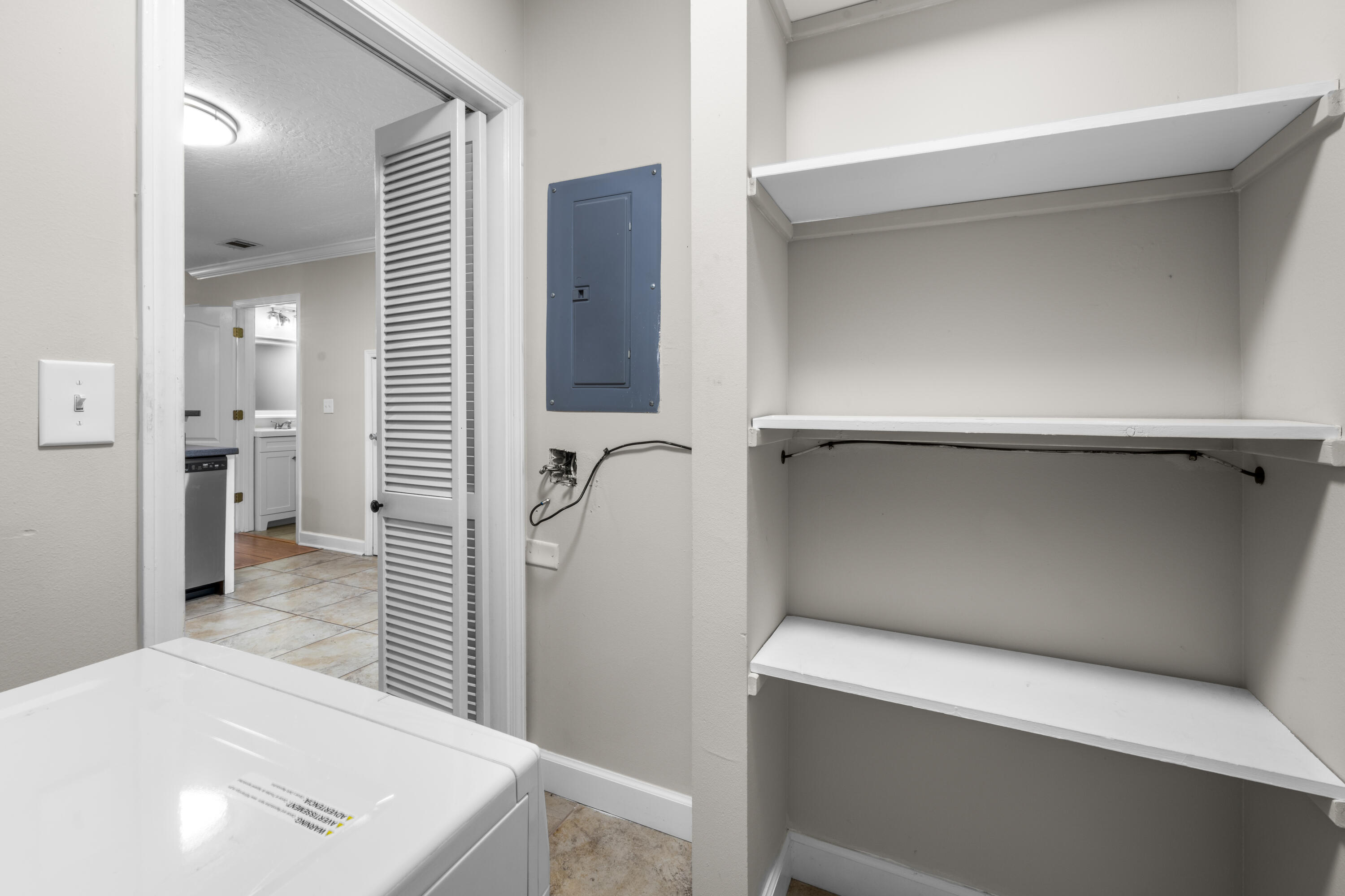 SHAY LIN T/H - Residential Lease