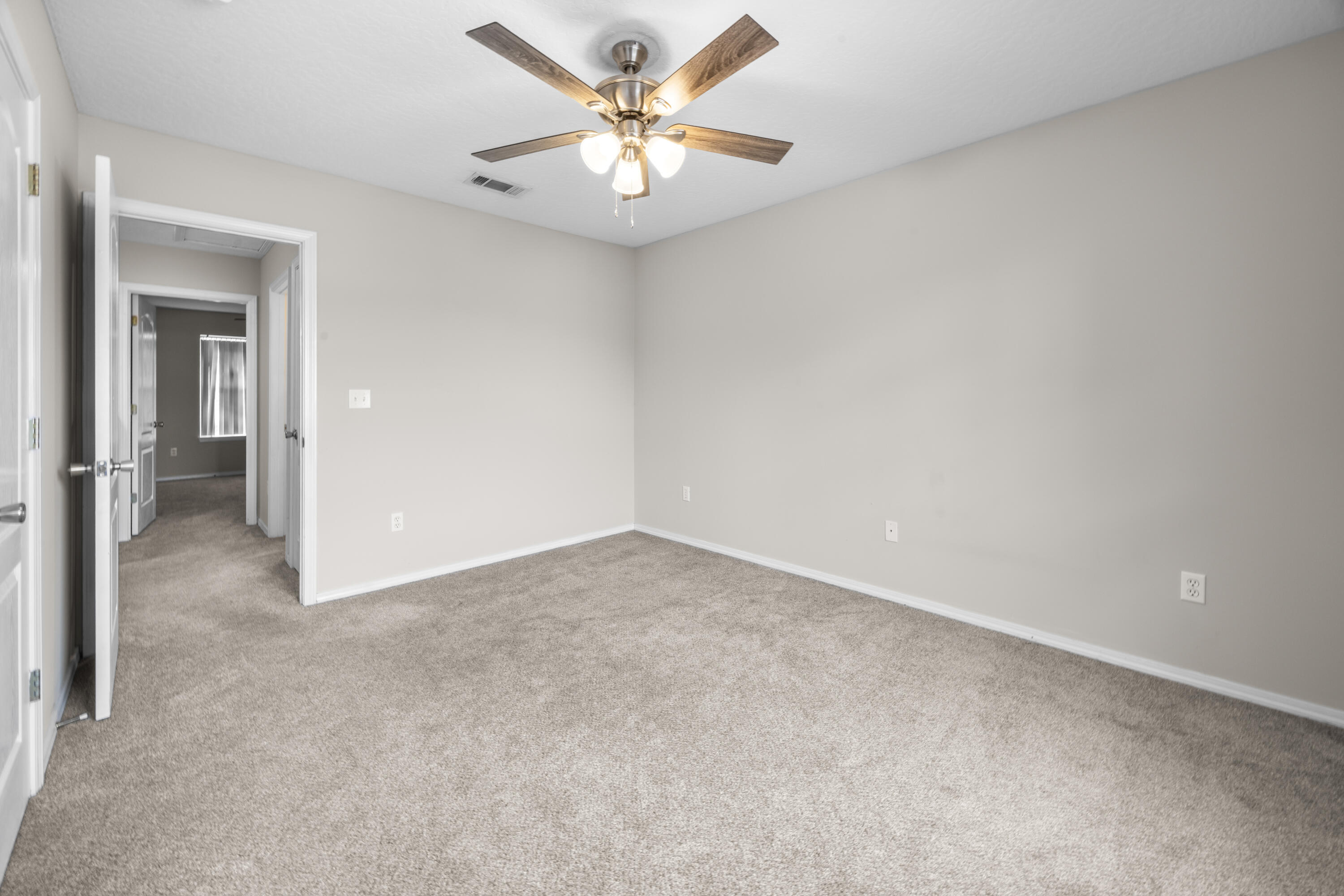 SHAY LIN T/H - Residential Lease