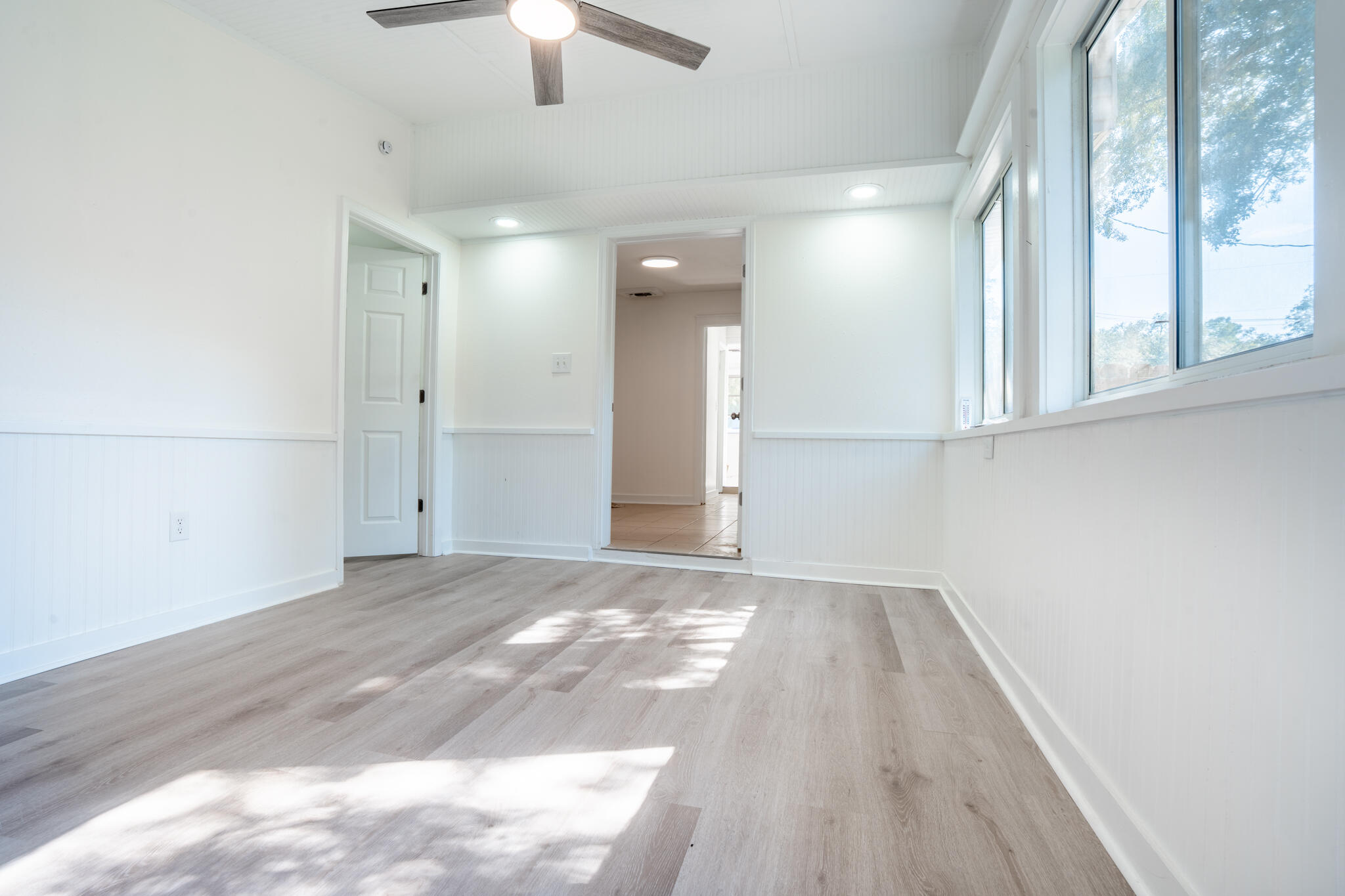 GARNIERS BEACH 2ND - Residential
