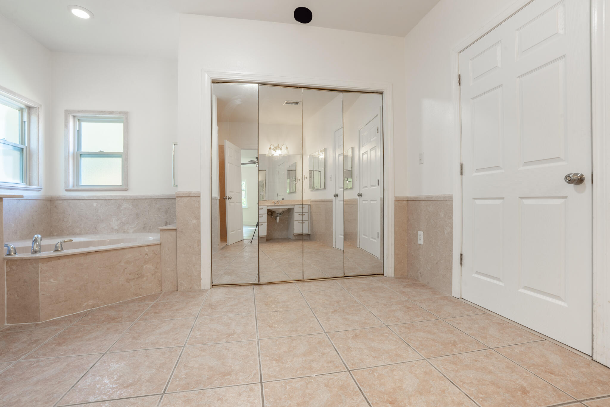 GARNIERS BEACH 2ND - Residential