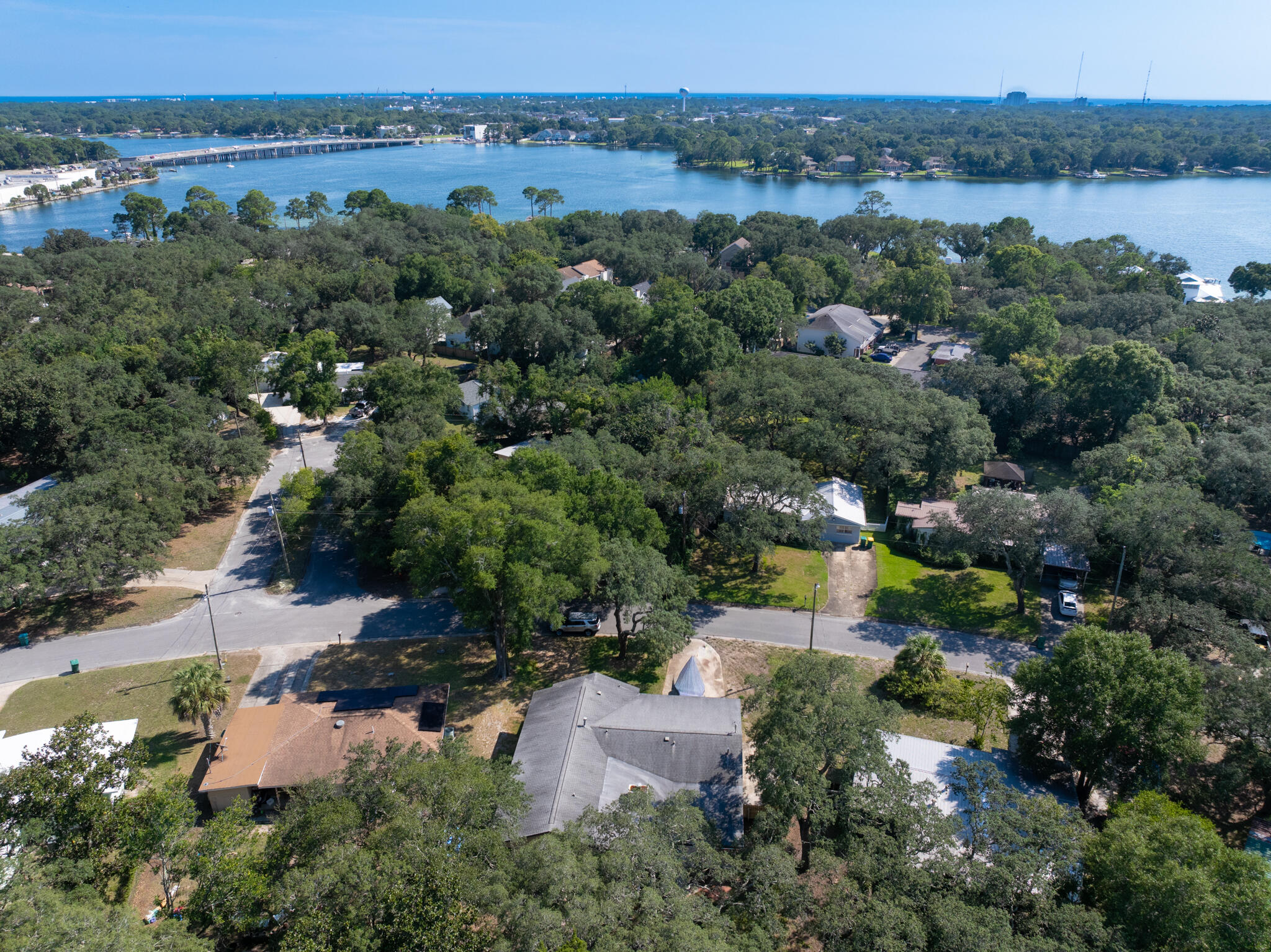 GARNIERS BEACH 2ND - Residential