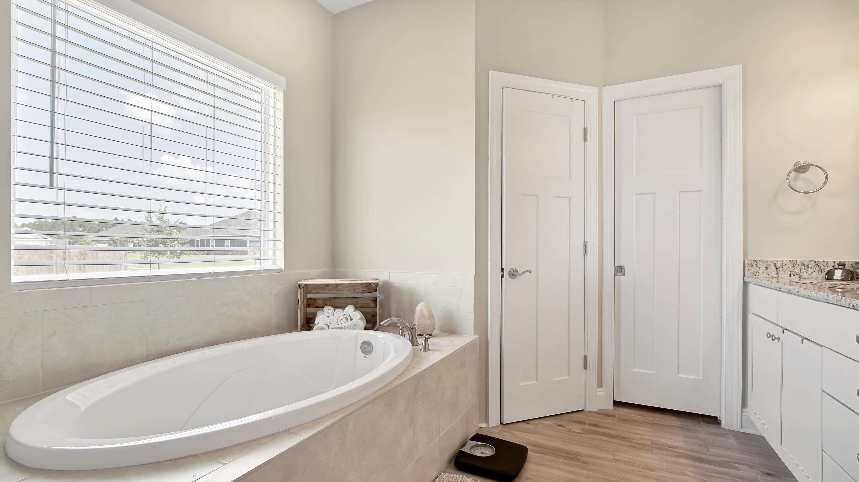 Cross Creek Estates - Residential