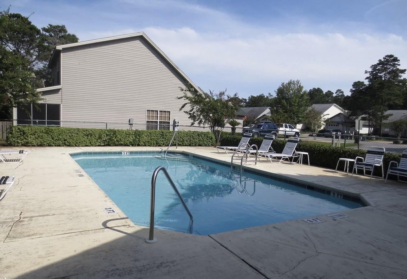 ESCADA B - Residential