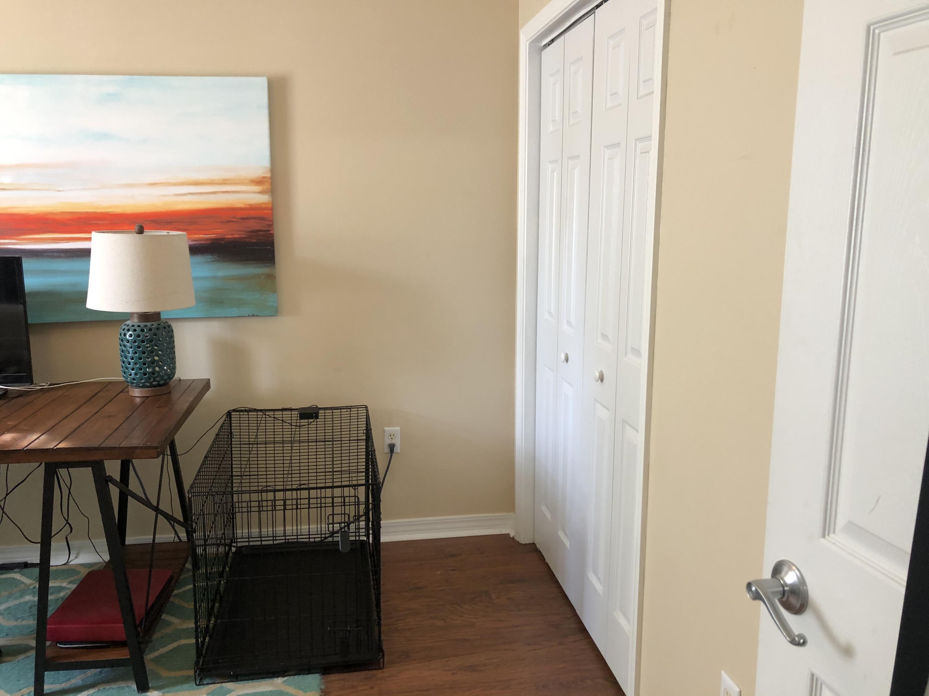 ESCADA B - Residential