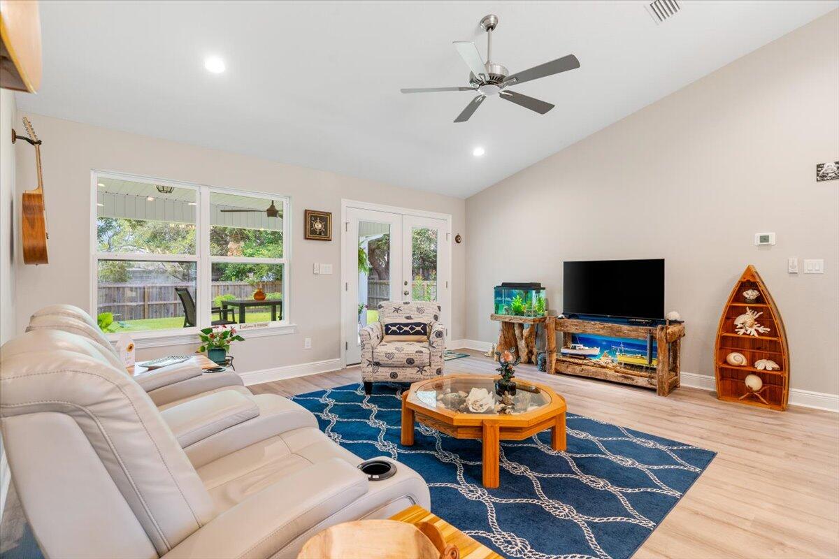 EAST BAY HEIGHTS - Residential