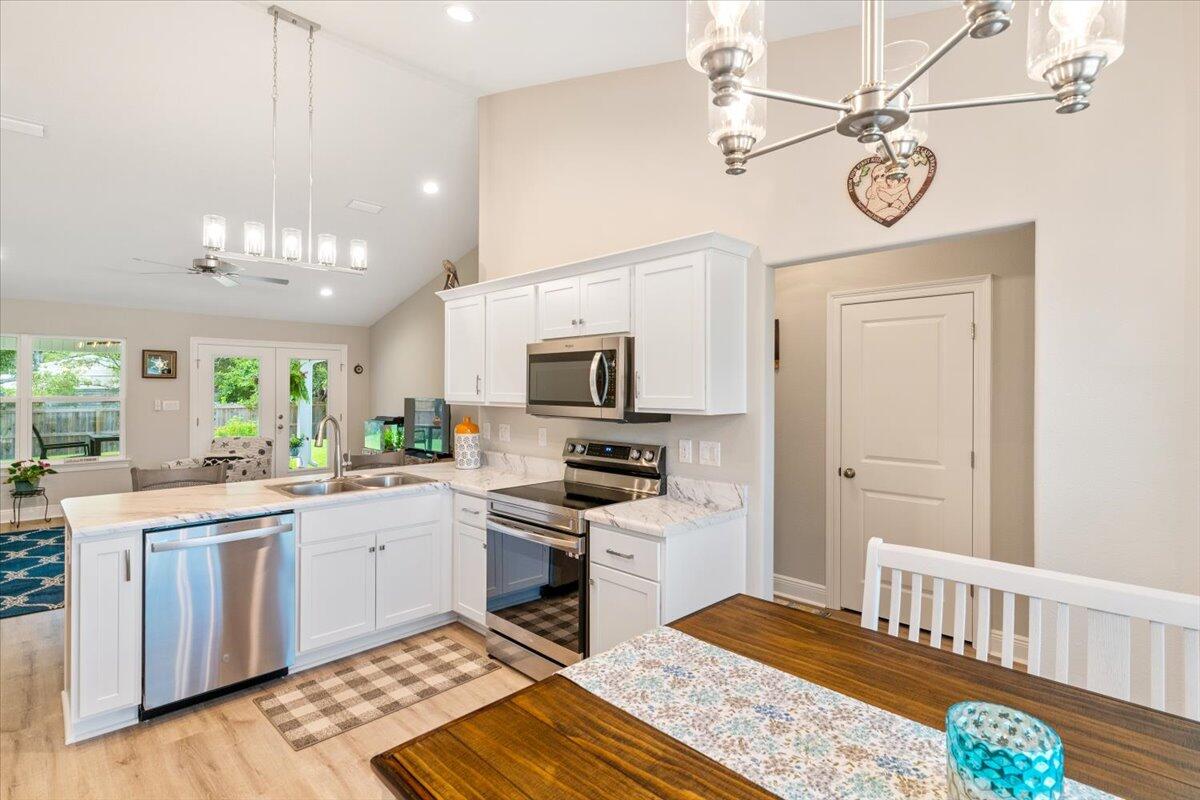EAST BAY HEIGHTS - Residential