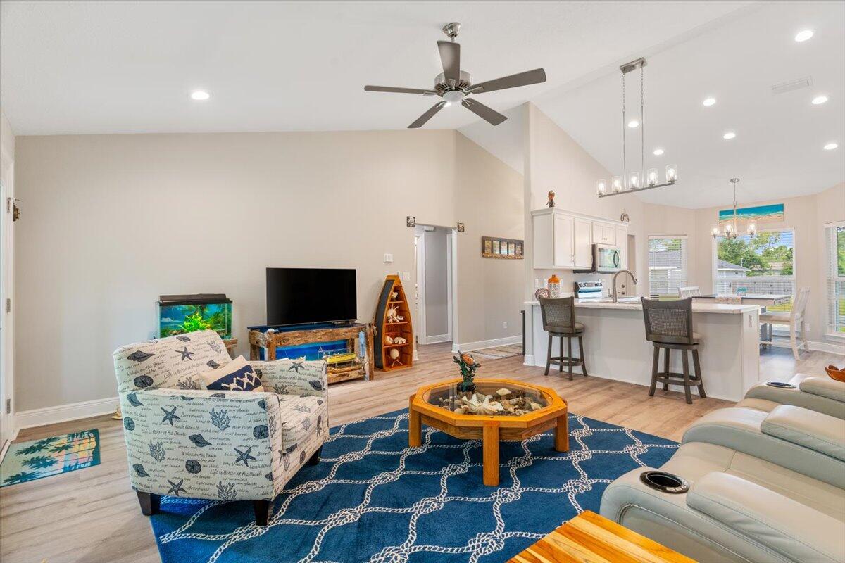 EAST BAY HEIGHTS - Residential
