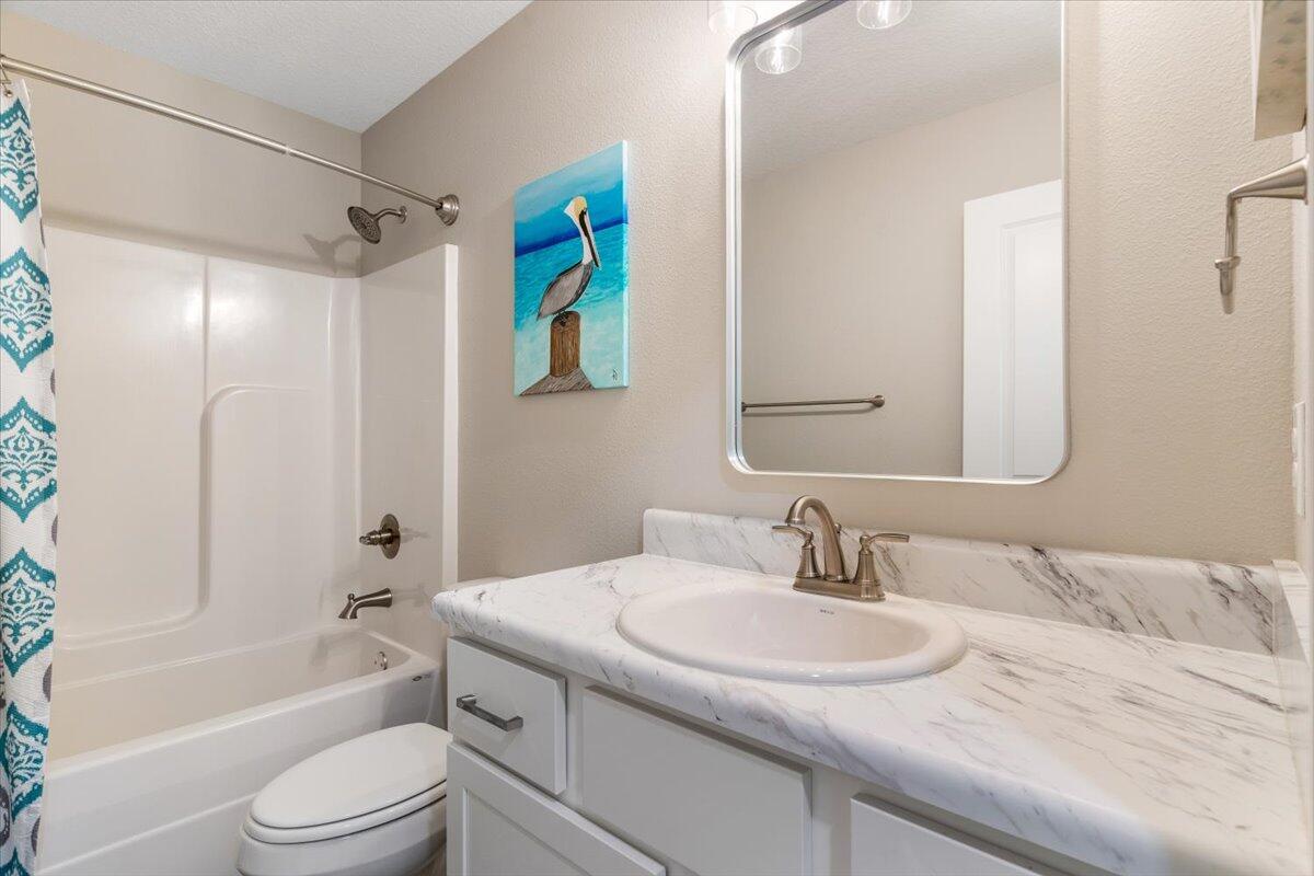 EAST BAY HEIGHTS - Residential