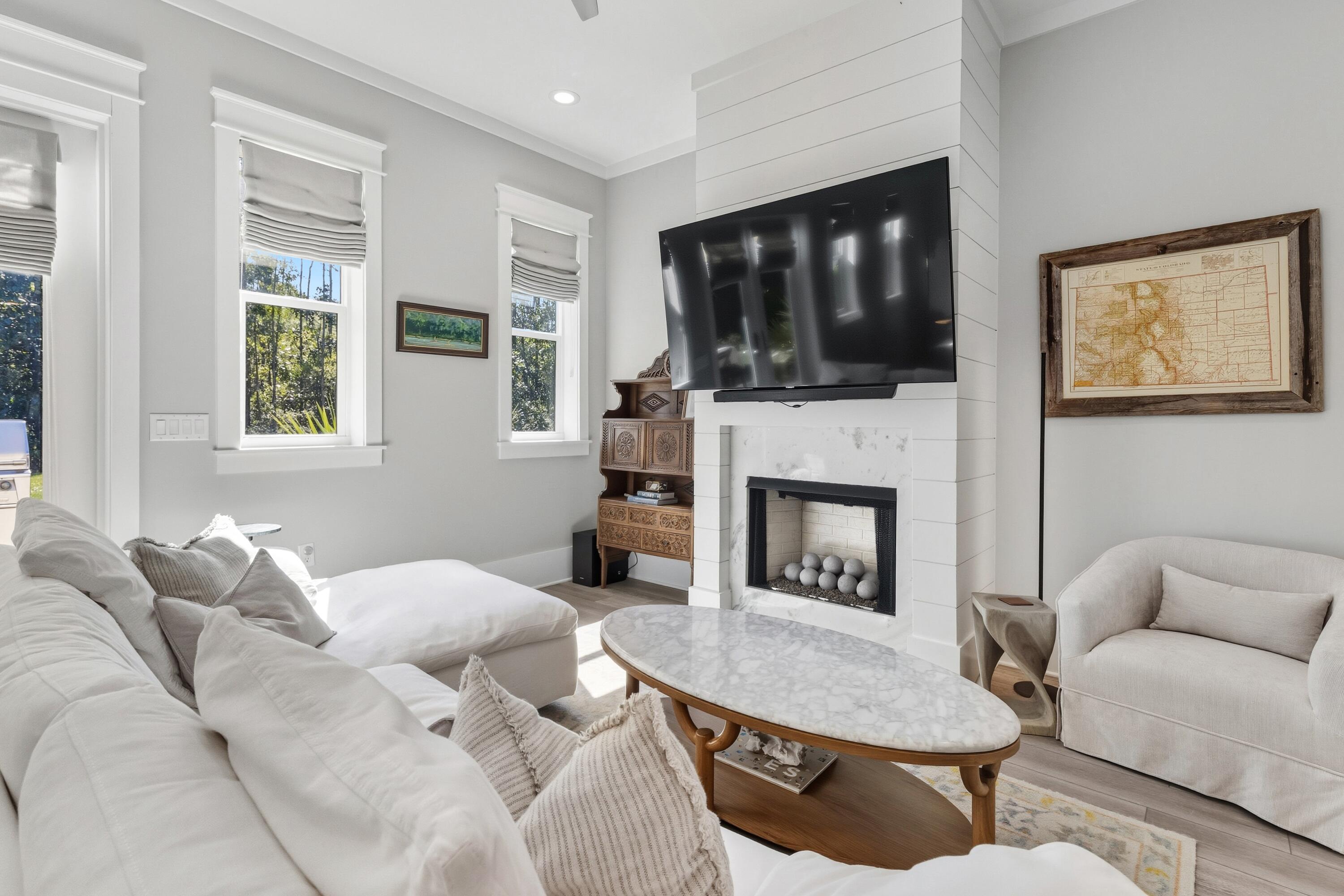 SANTA ROSA PINES - Residential