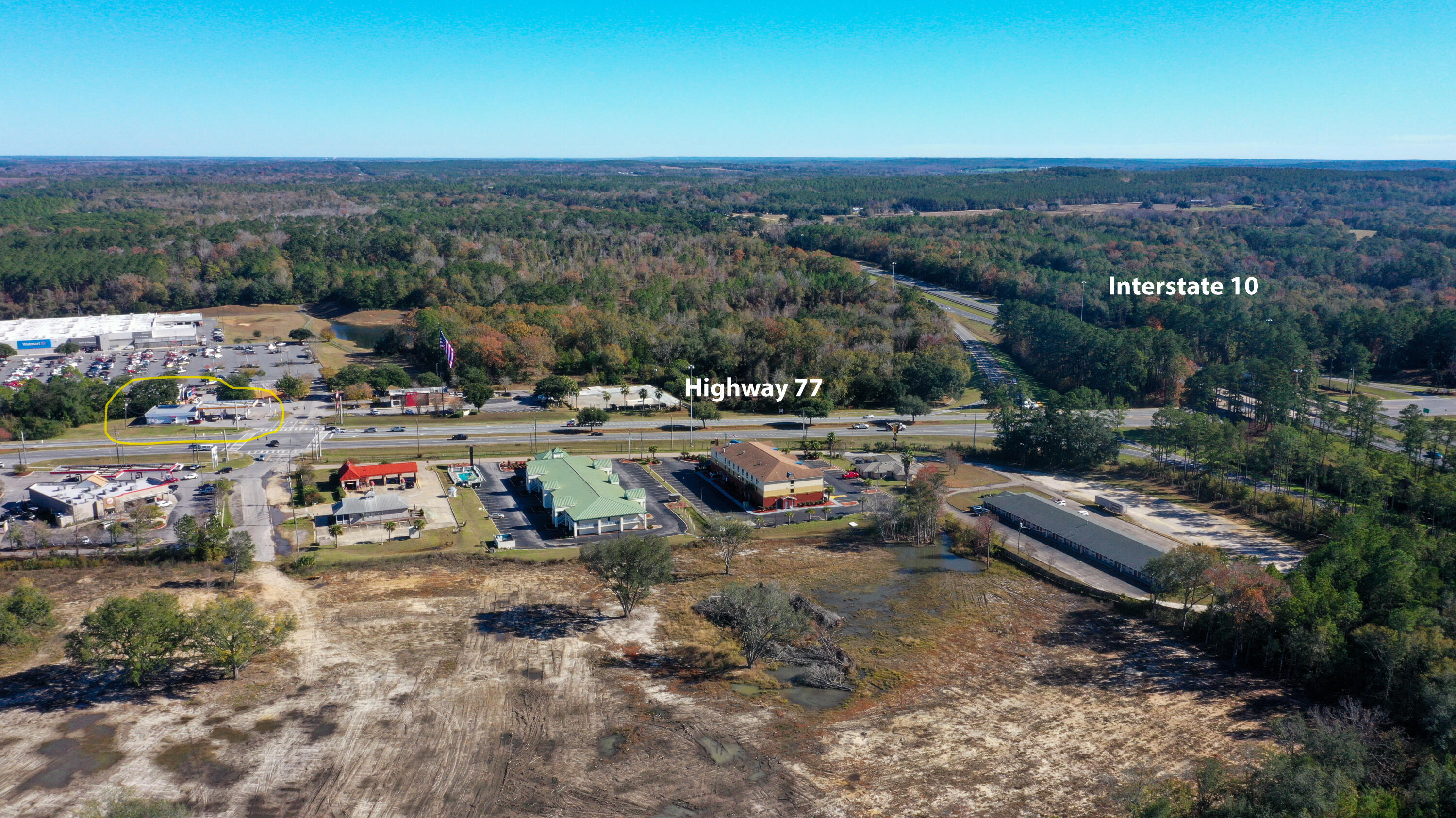 Main image without alt text