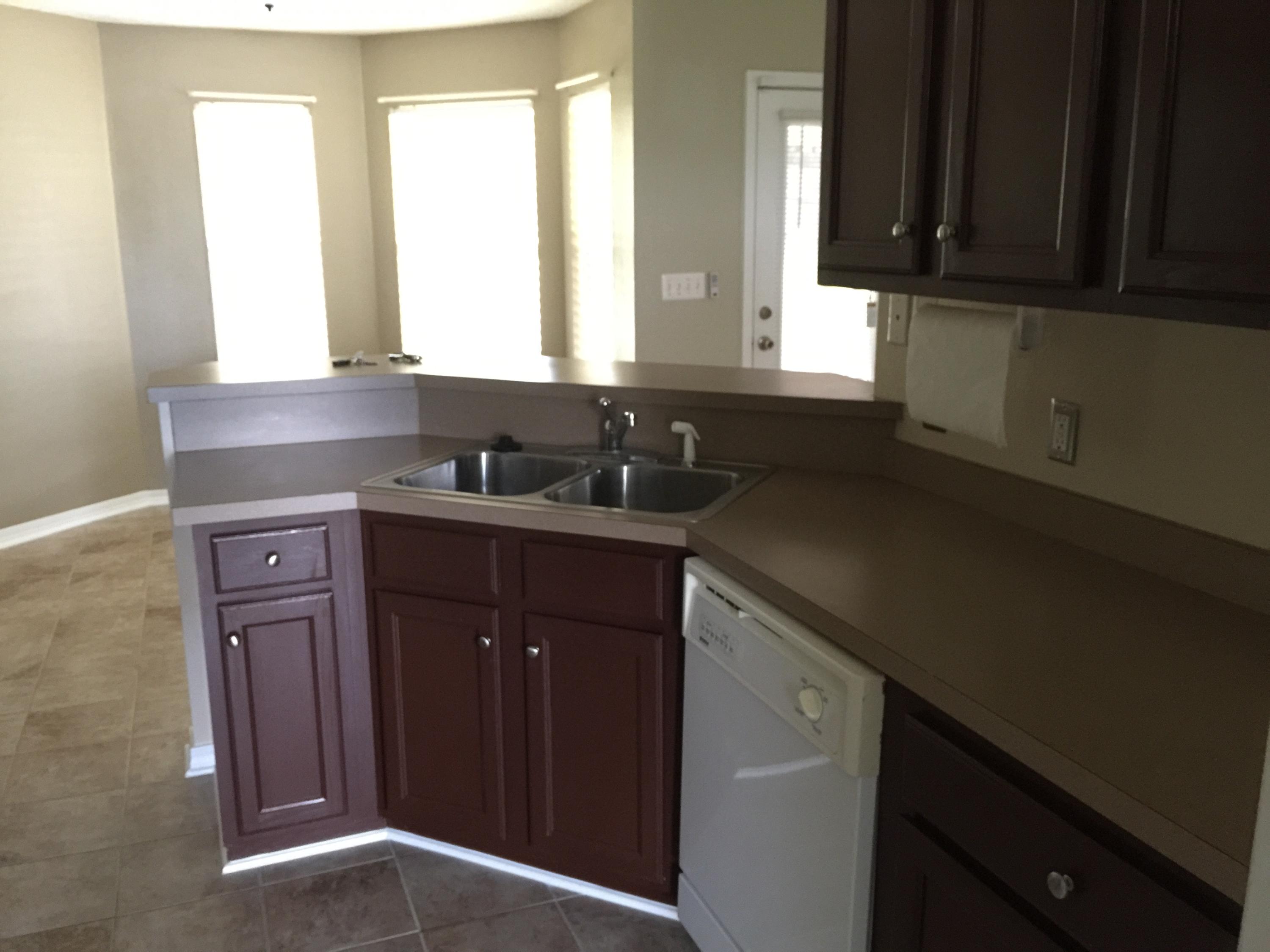 RIVERCHASE S/D PH 1 - Residential Lease