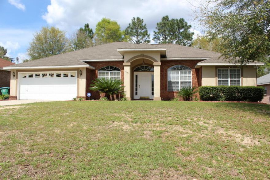 This 4 bedroom 2 bath home south of I10 has been immaculately maintained. The carpet, paint, tile and hardwood floors are in pristine condition and just waiting for a new tenant. Split bedroom floor plan. Enjoy those sultry southern evenings out on your screened in patio or escape to your master retreat complete with separate shower and soaking tub. Minutes from Duke and Eglin. No smoking and no pets. Call today!