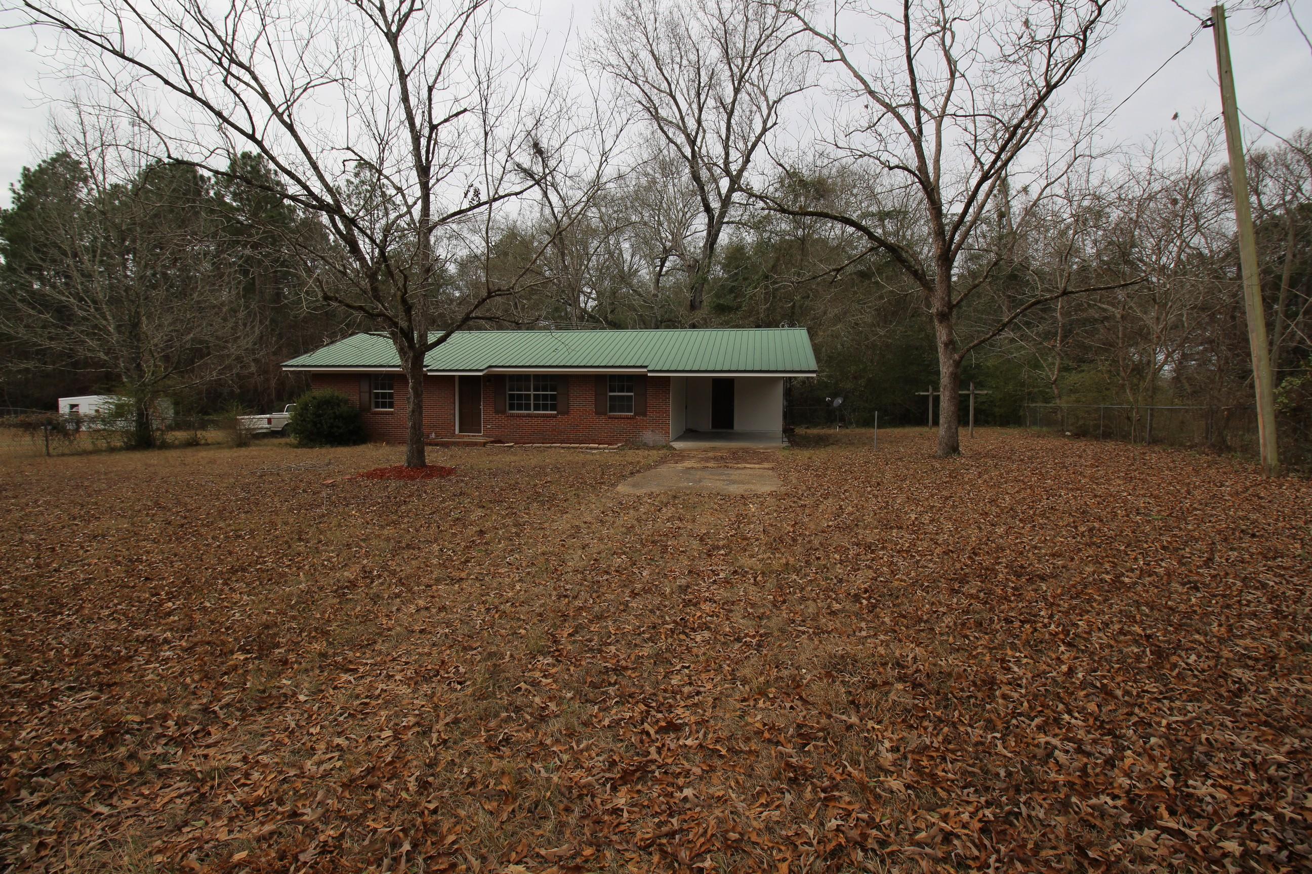 NO RECORDED SUBDIVISION - Residential