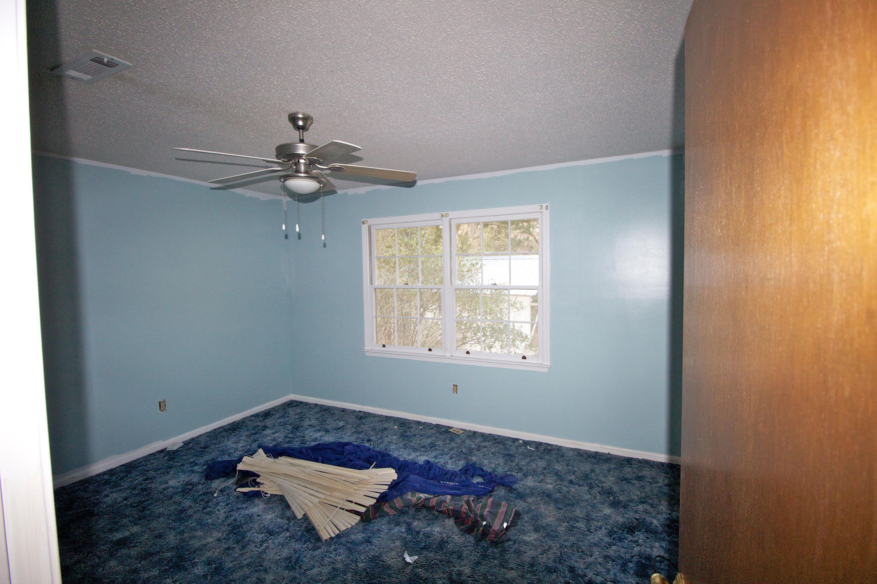 TEN LAKE ESTATES UNIT 2 - Residential