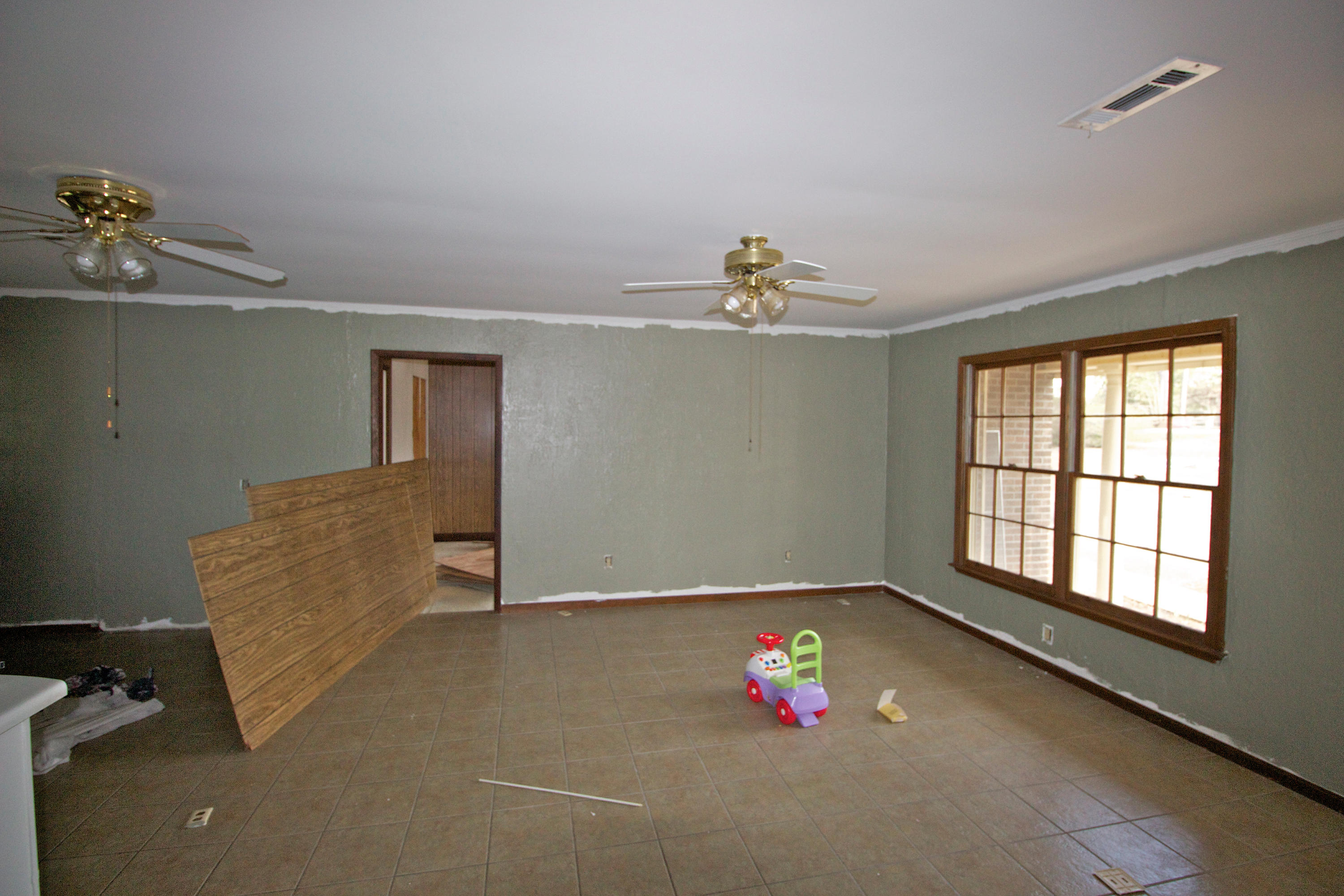 TEN LAKE ESTATES UNIT 2 - Residential