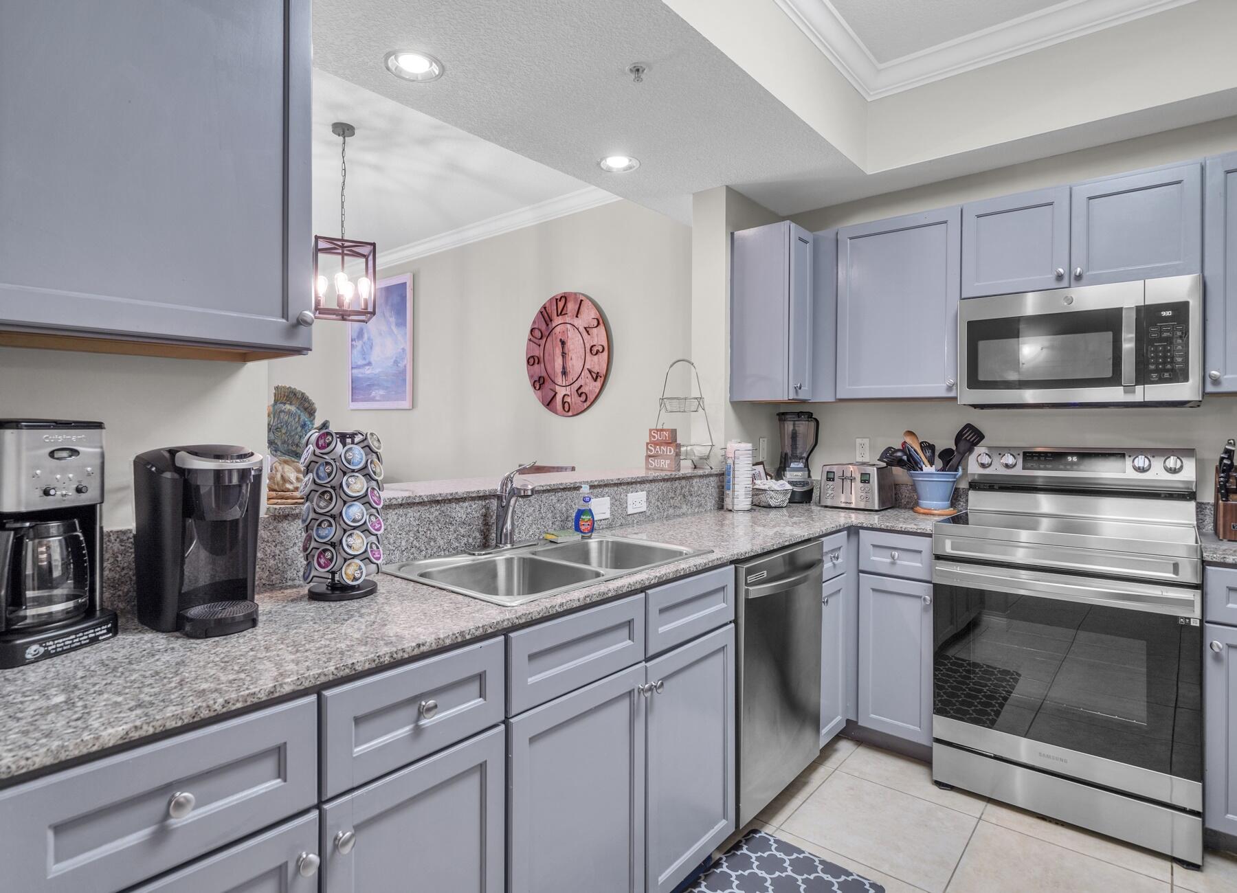 DESTIN WEST BEACH & BAY RESORT-GULFSIDE - Residential