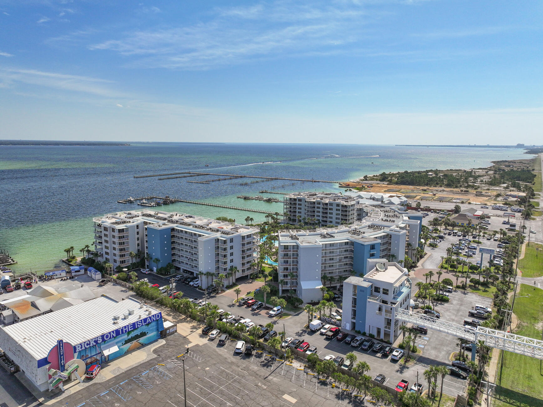 DESTIN WEST BEACH & BAY RESORT-GULFSIDE - Residential