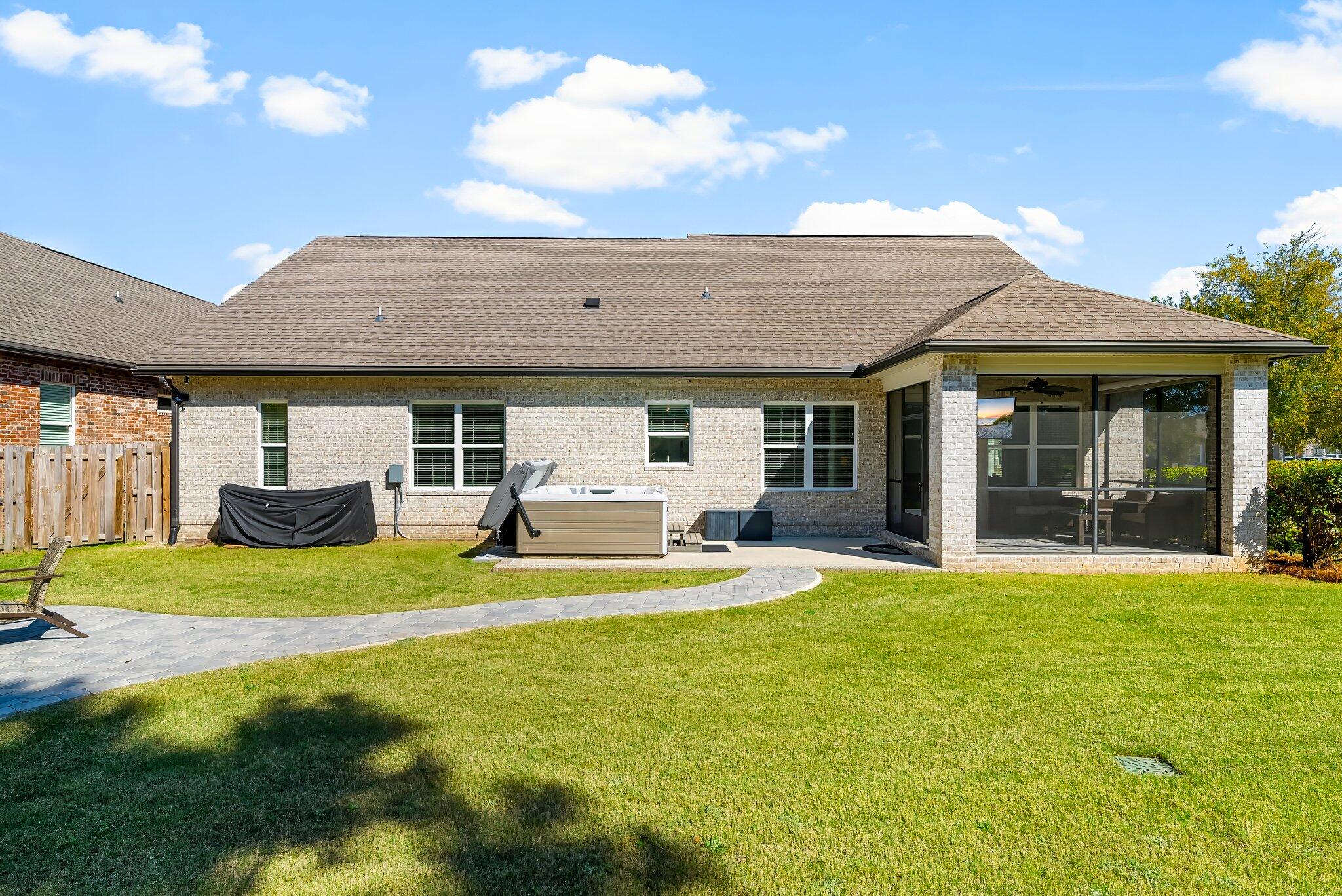 HAMMOCK BAY - Residential
