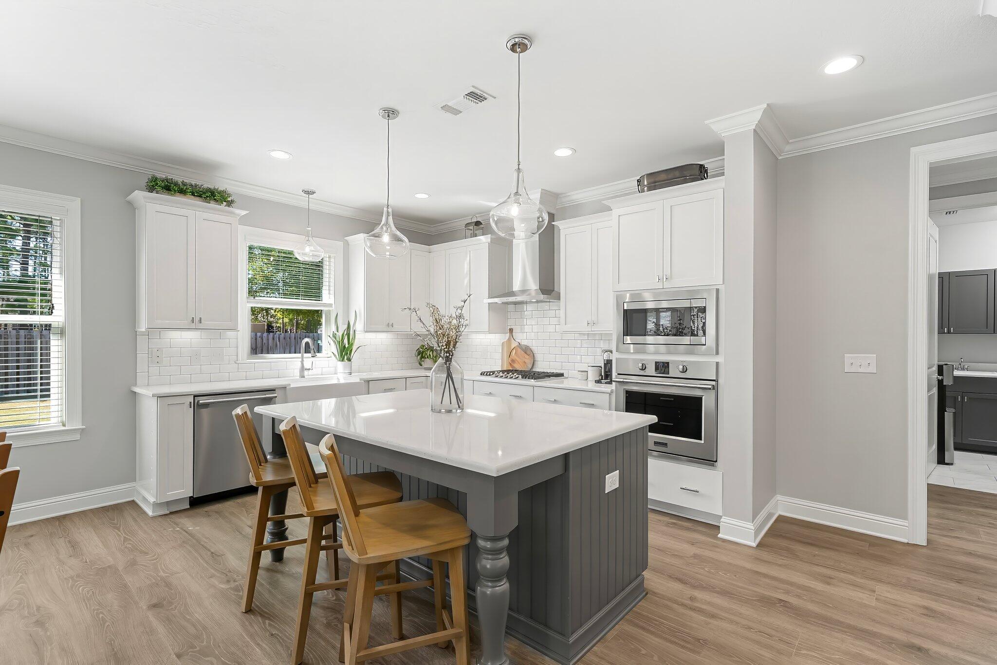 HAMMOCK BAY - Residential