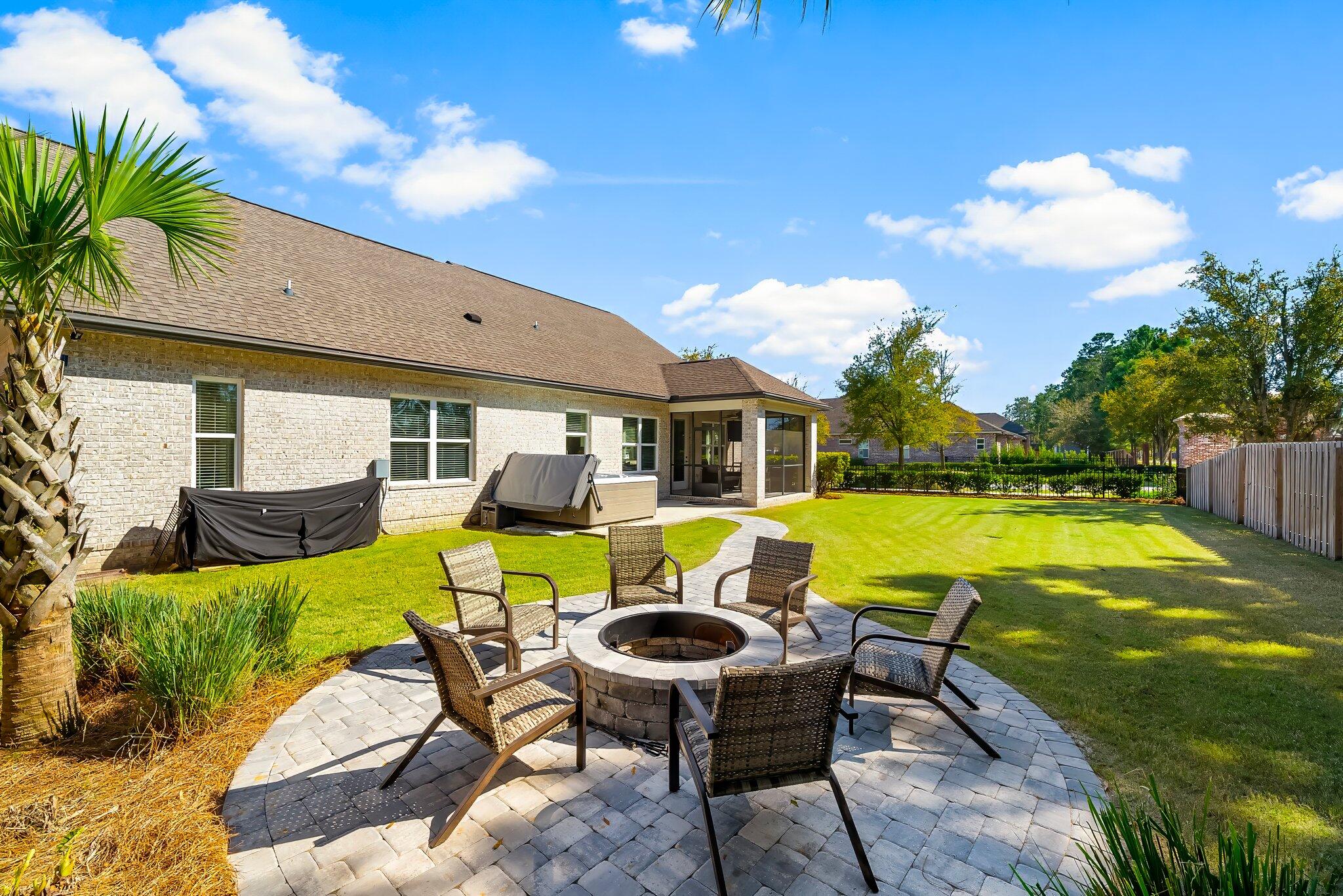 HAMMOCK BAY - Residential