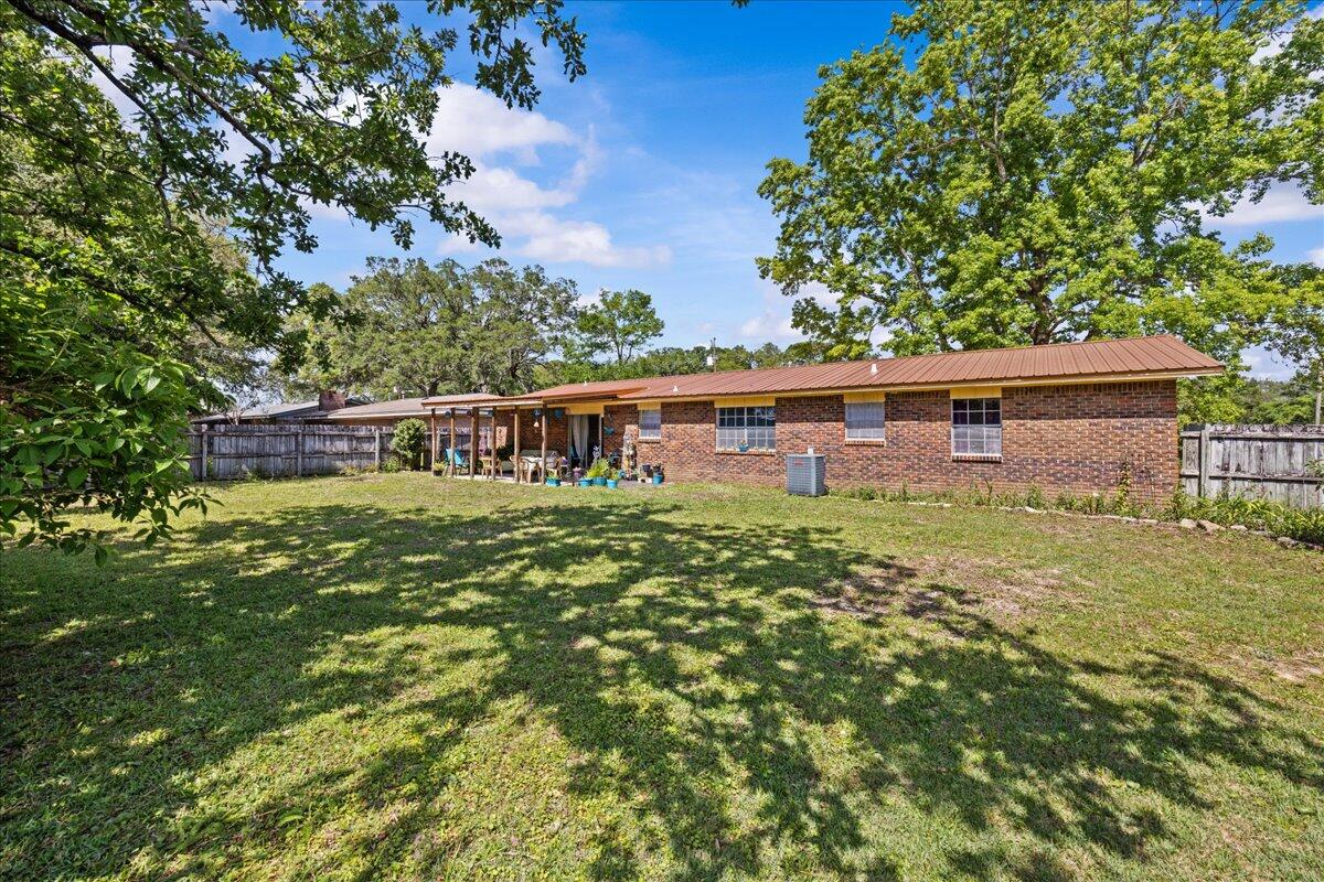 SHERWOOD FOREST - Residential
