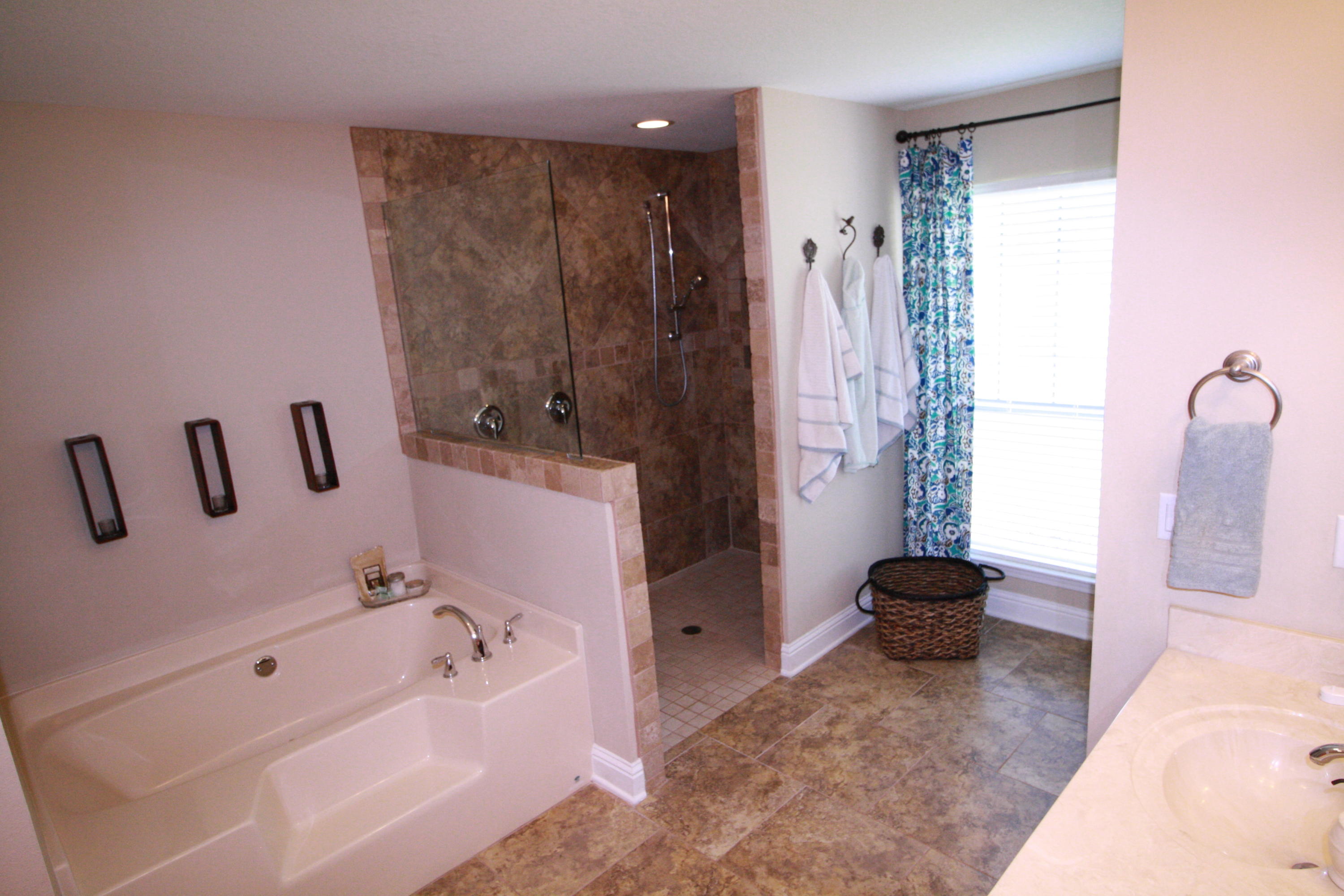 Holley by the sea east entrance - Residential