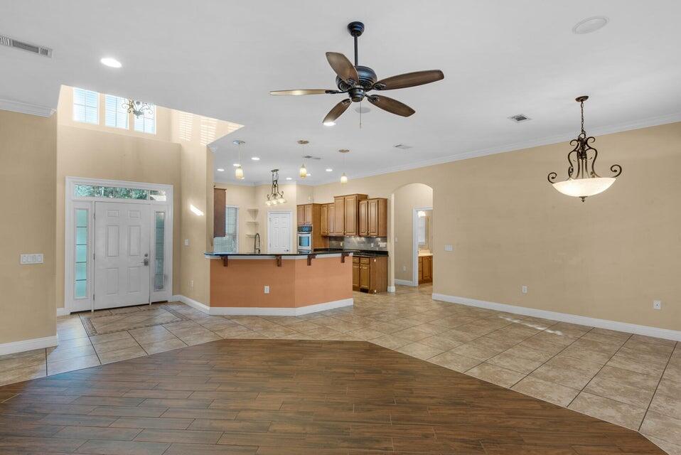 FIELD AT THE WOODLANDS - Residential Lease