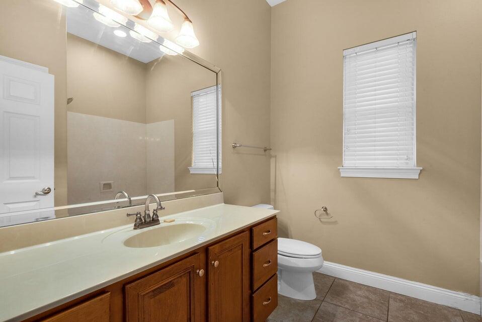 FIELD AT THE WOODLANDS - Residential Lease