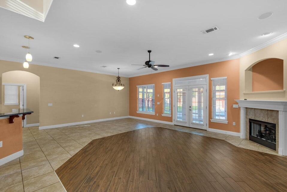 FIELD AT THE WOODLANDS - Residential Lease