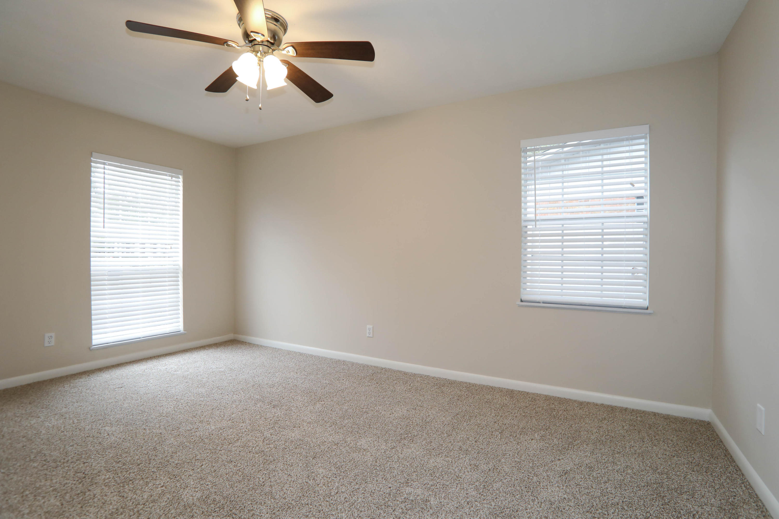 CHELSEA WOODS - Residential