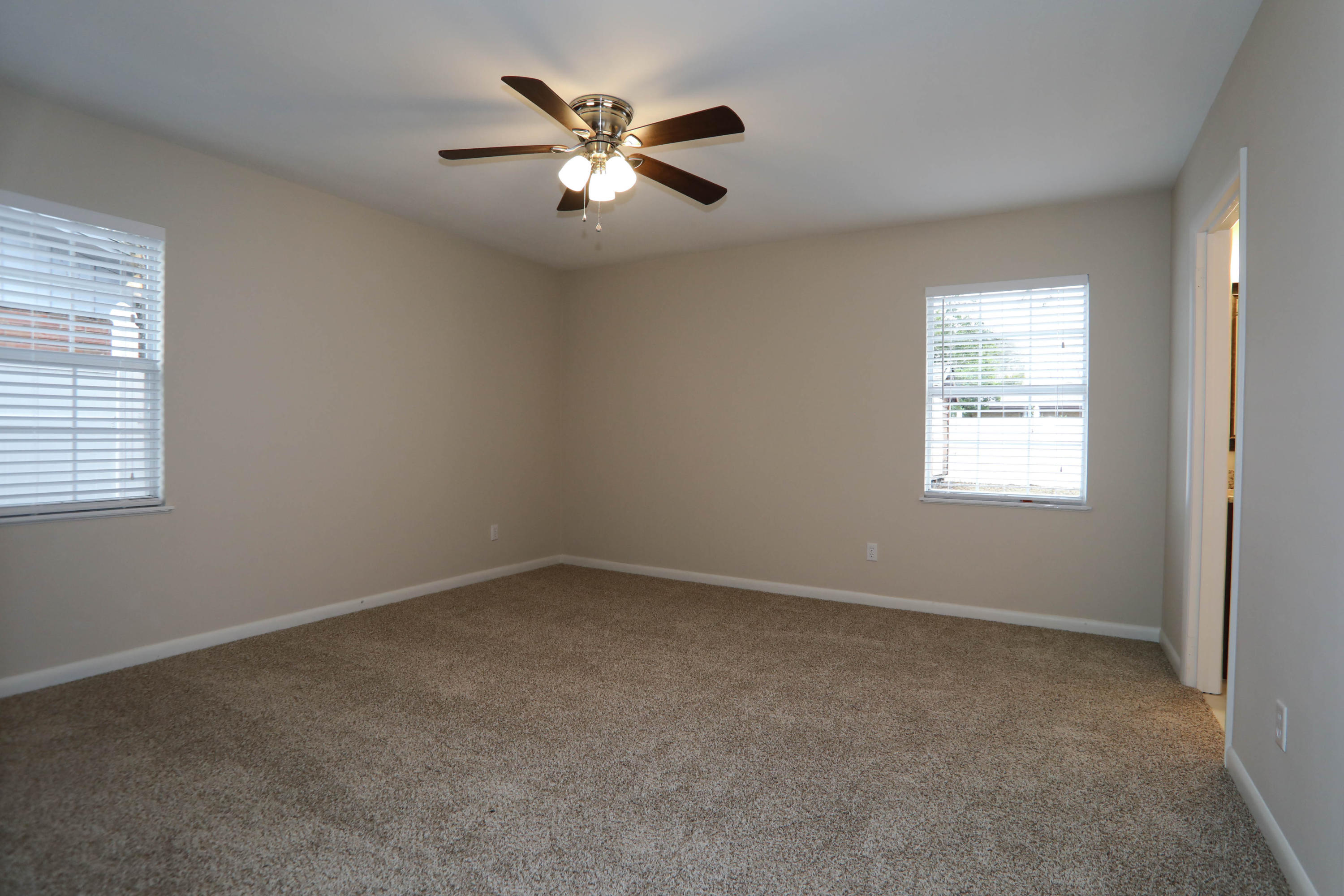 CHELSEA WOODS - Residential