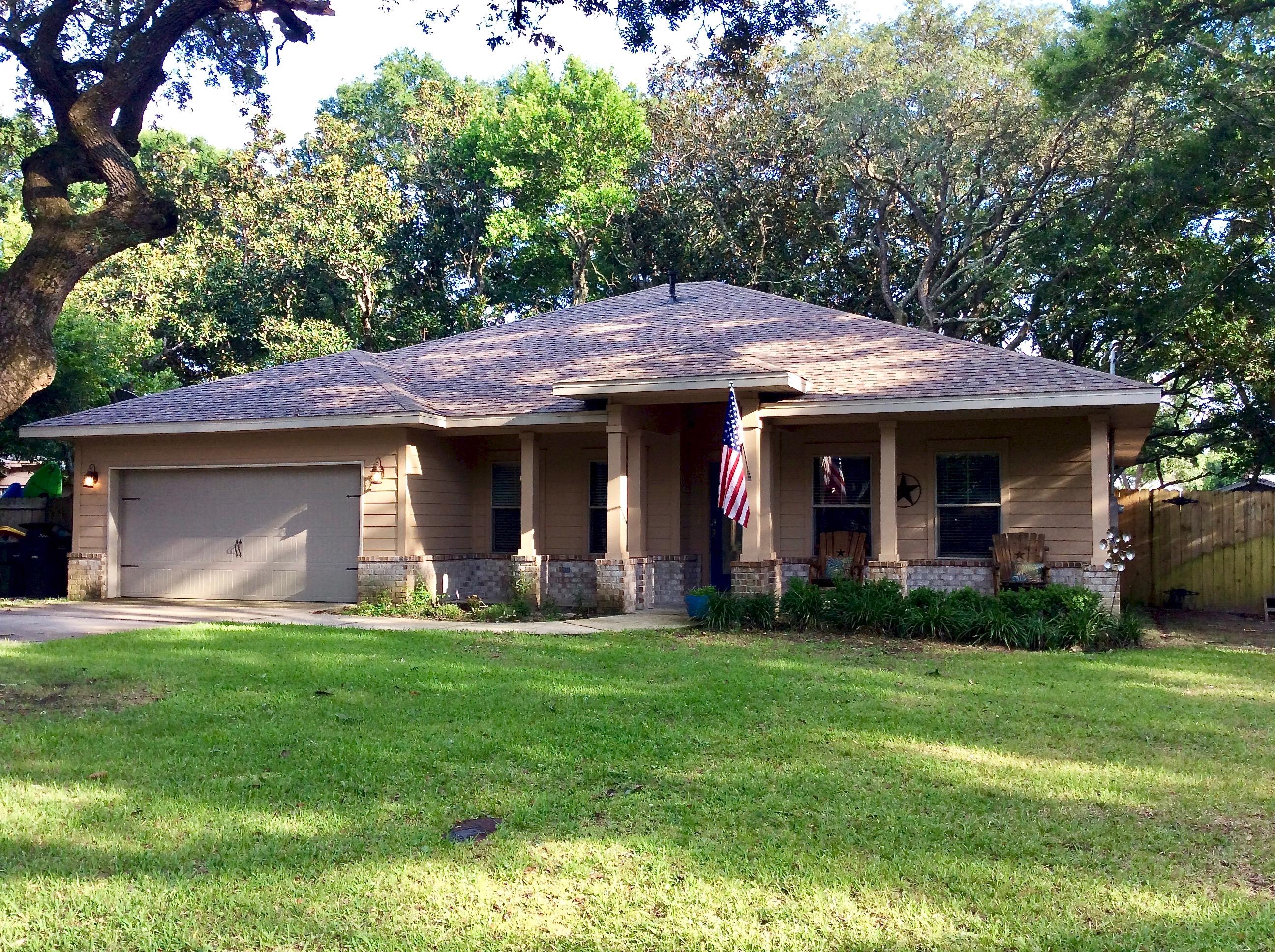 RE-S/D PART ELLIOTT PT LOT 9 BLK E - Residential