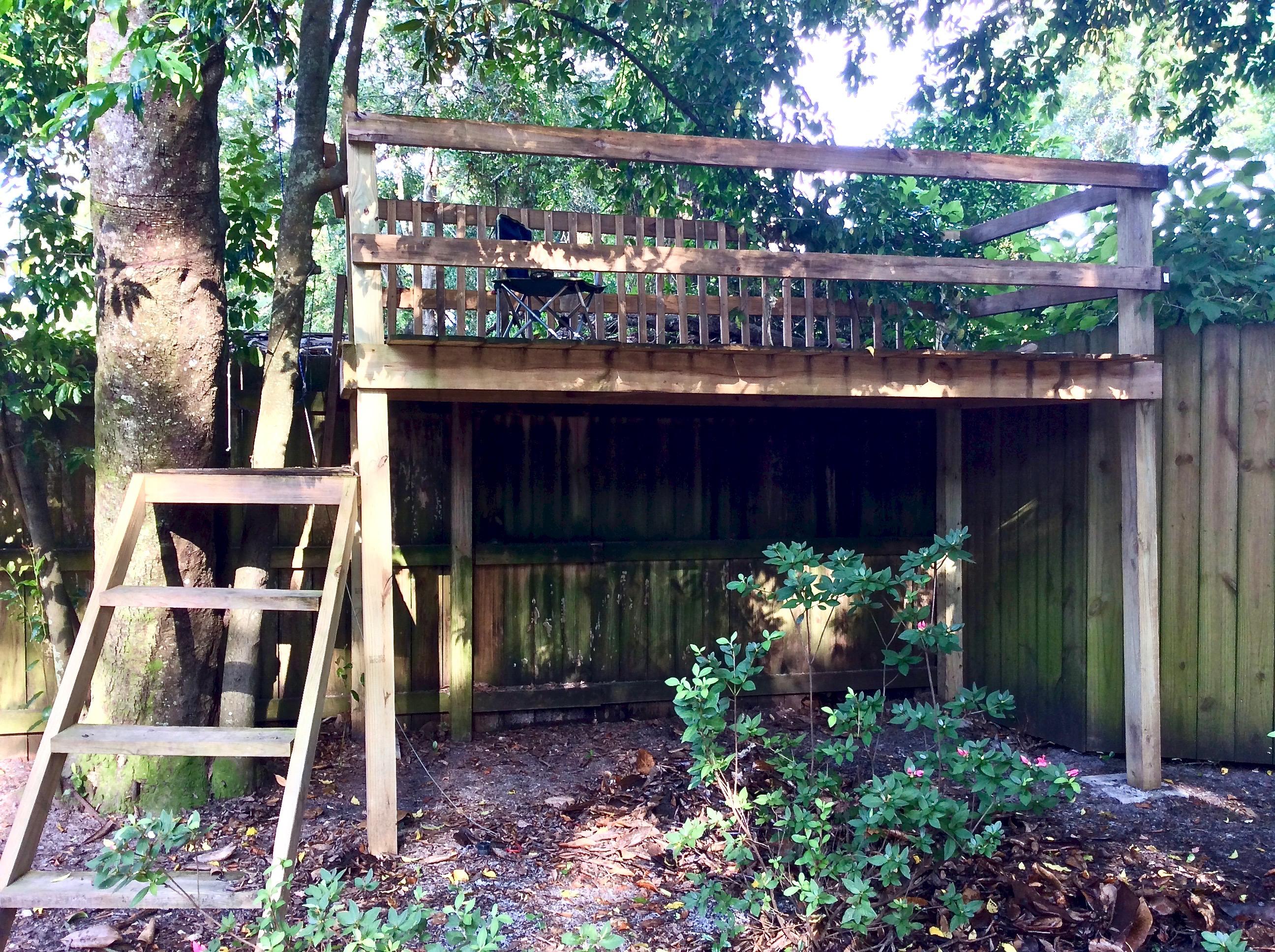 RE-S/D PART ELLIOTT PT LOT 9 BLK E - Residential