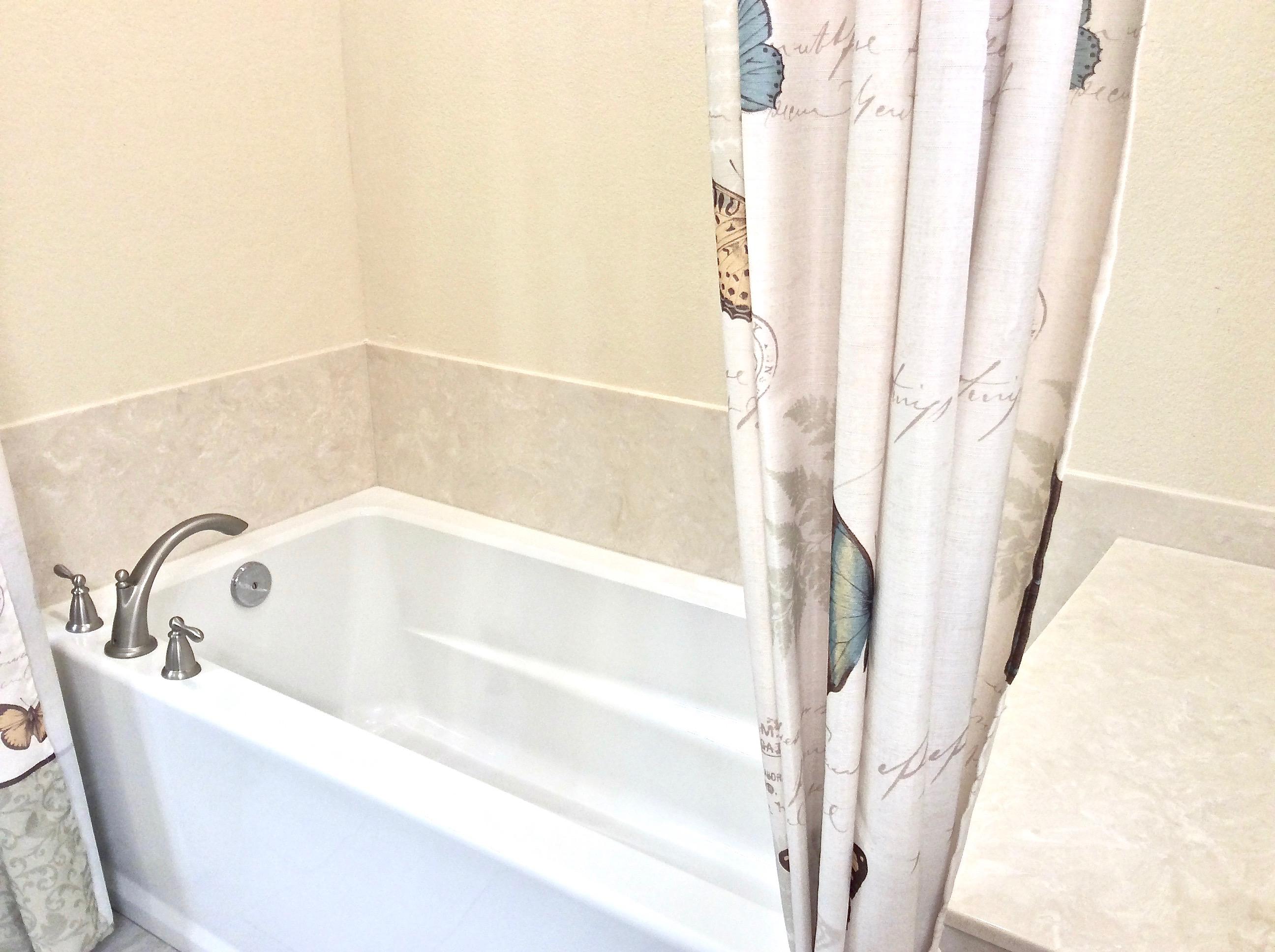 RE-S/D PART ELLIOTT PT LOT 9 BLK E - Residential