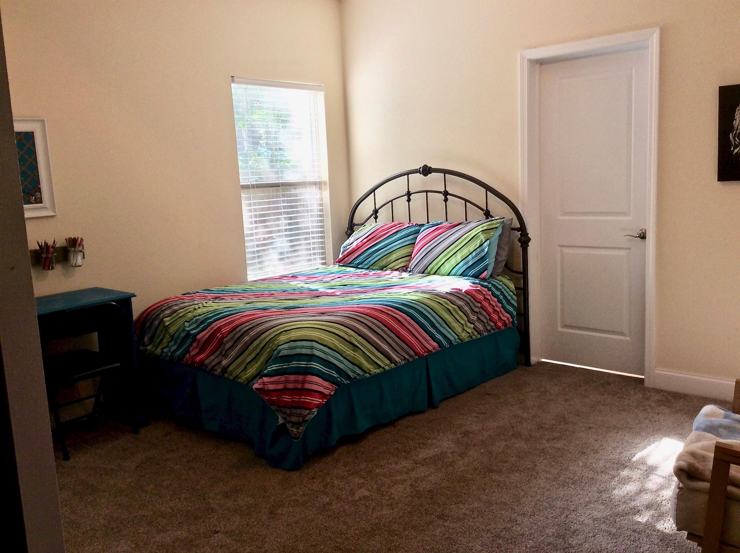 RE-S/D PART ELLIOTT PT LOT 9 BLK E - Residential