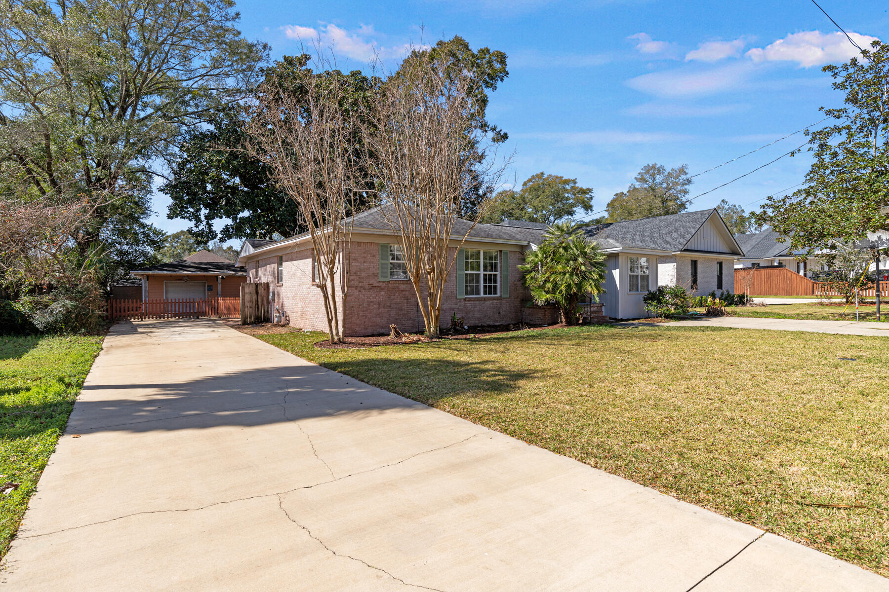 HIGHLAND PARK - Residential
