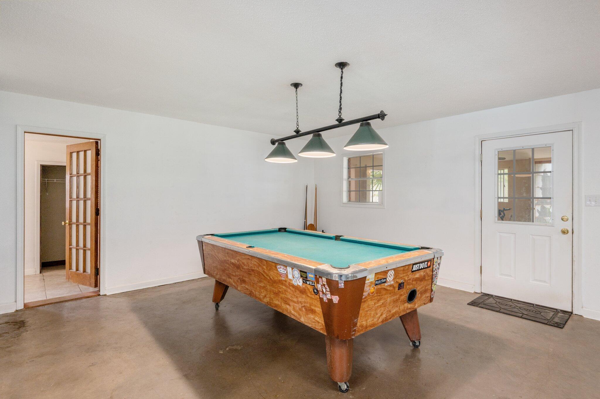 BAYOU GROVE - Residential