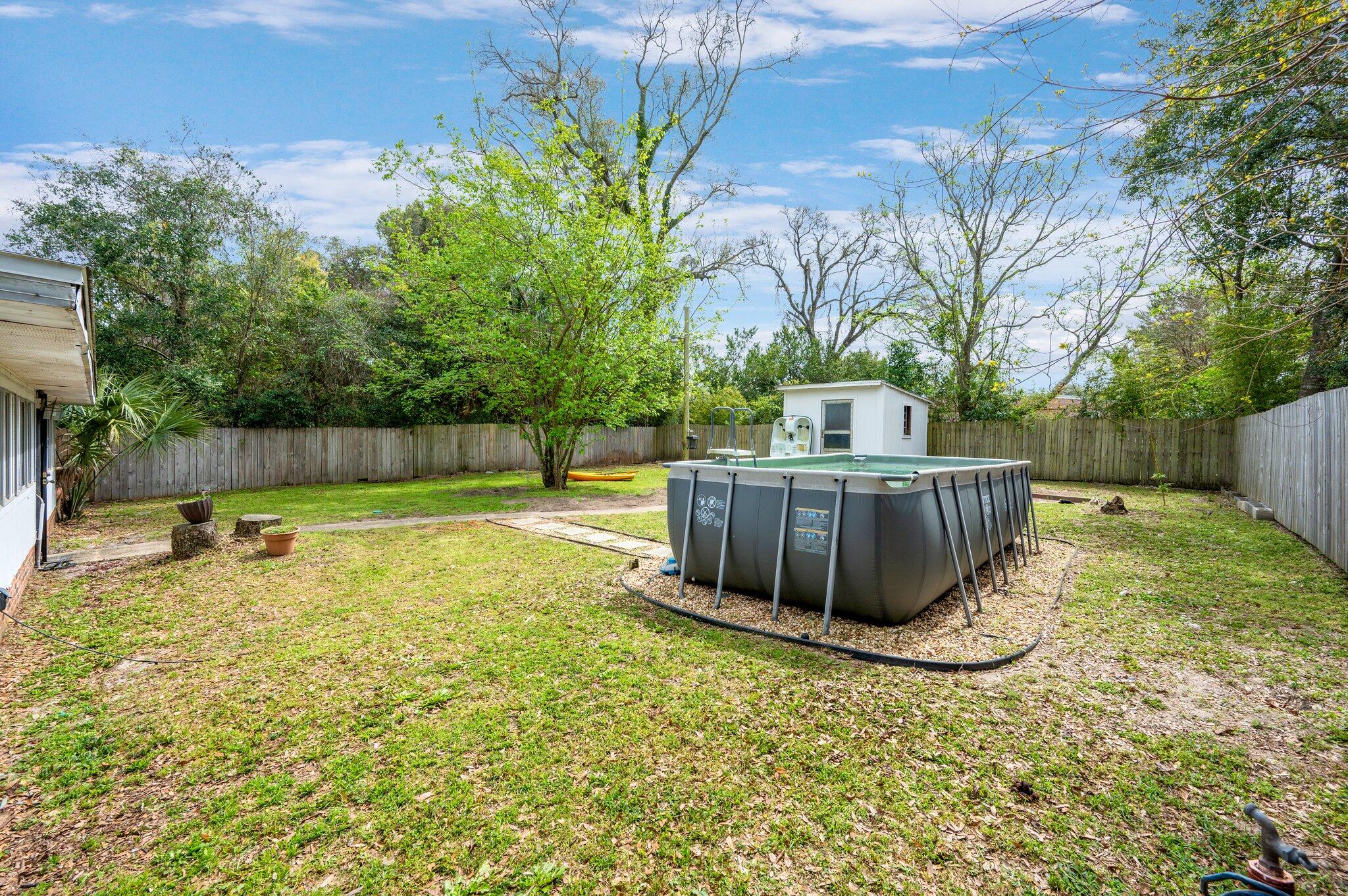 BAYOU GROVE - Residential