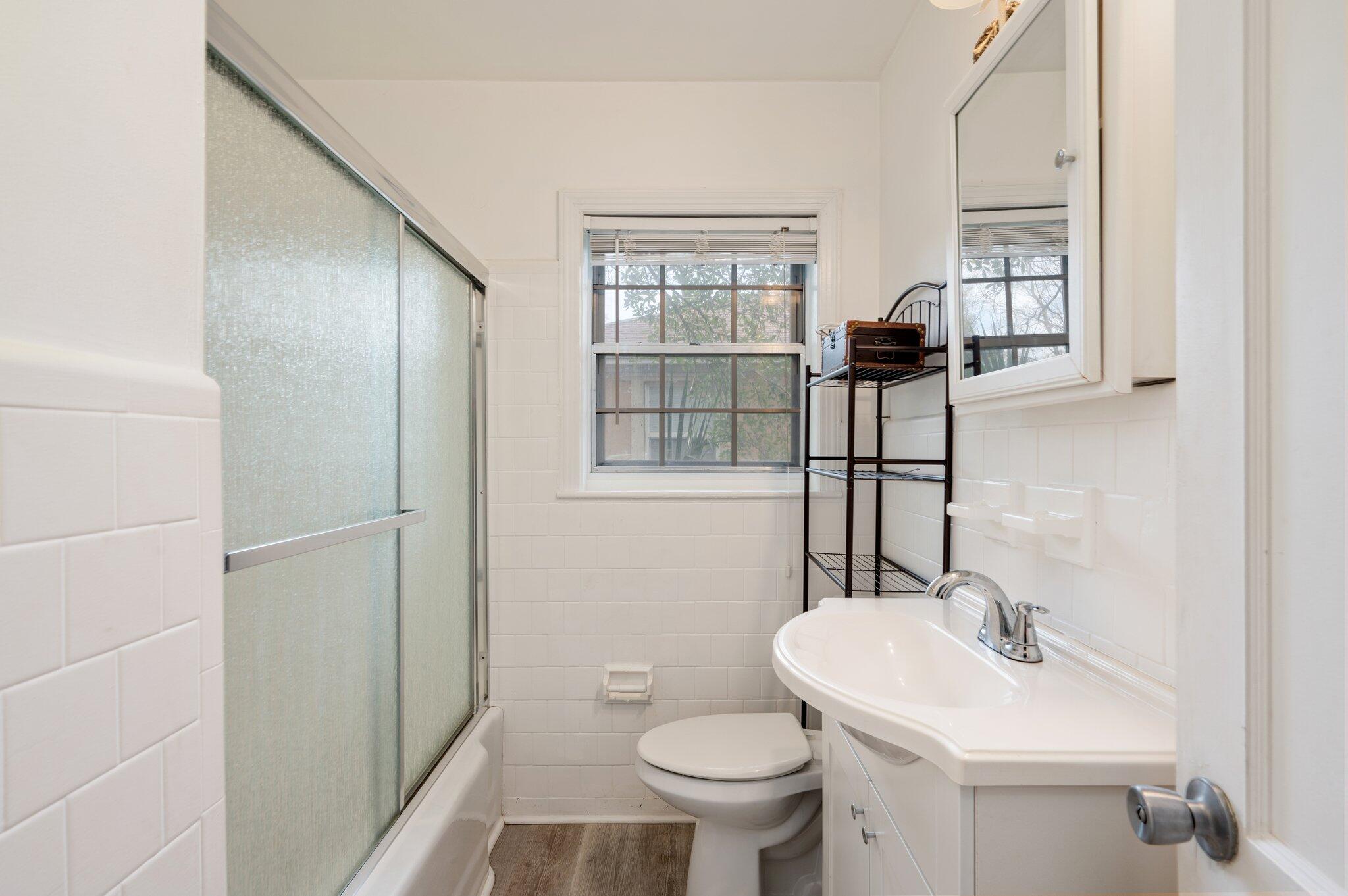 BAYOU GROVE - Residential