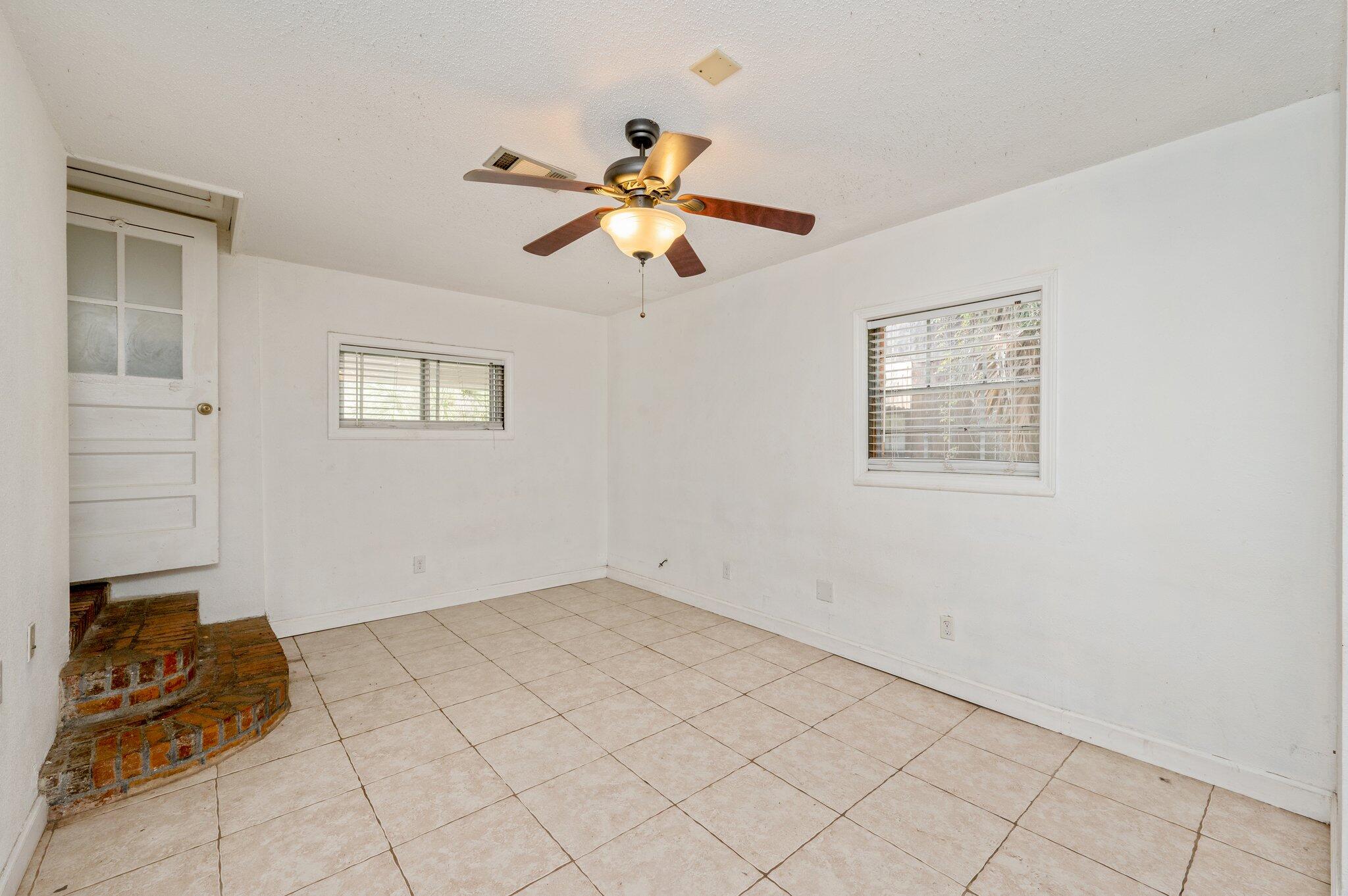 BAYOU GROVE - Residential