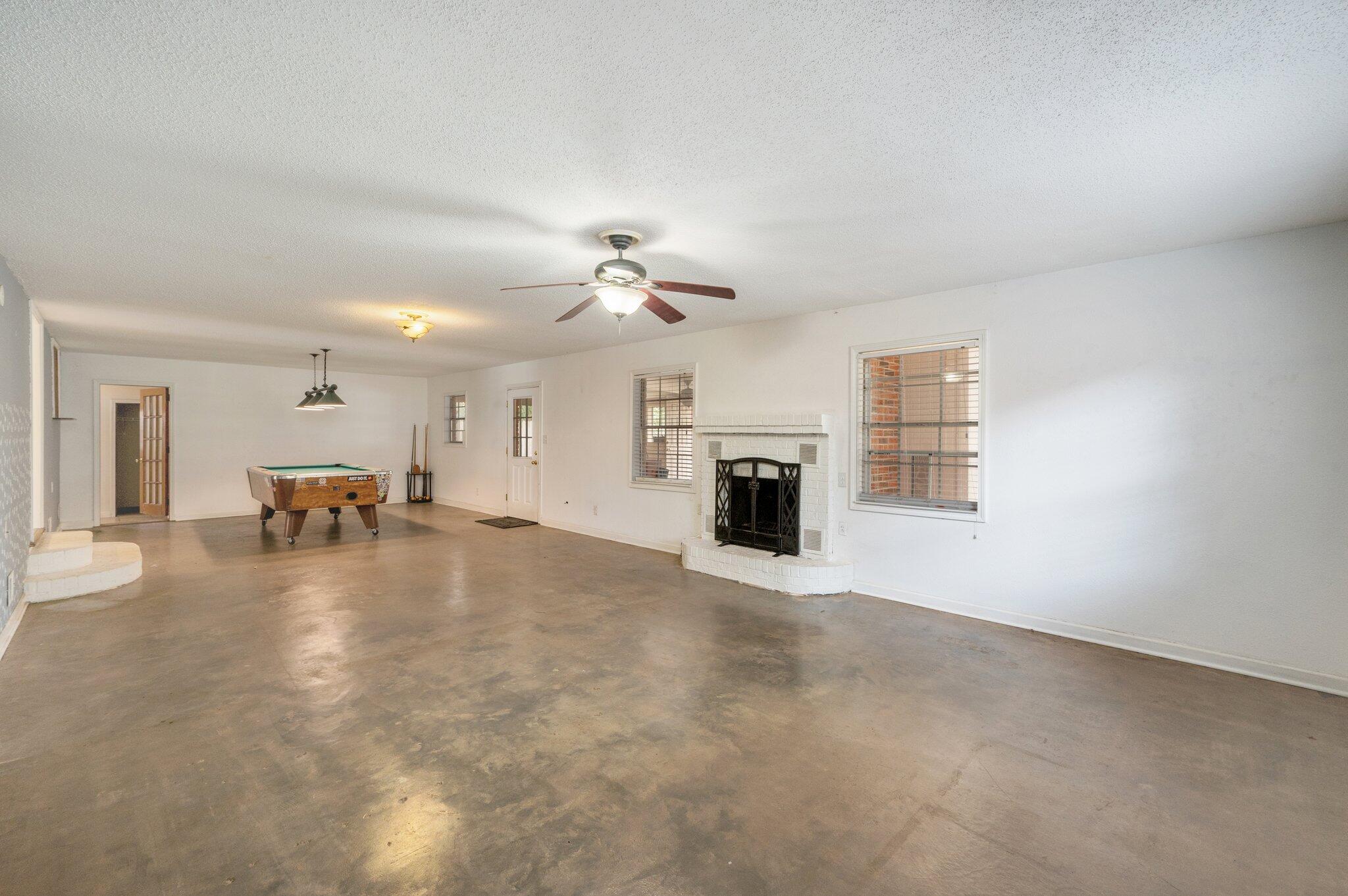 BAYOU GROVE - Residential